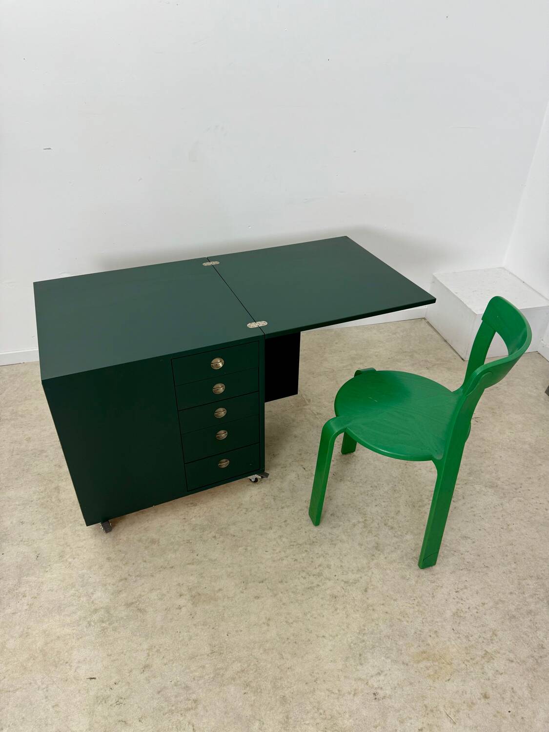Old small modular desk from the 70s designed by Verena Huber, Flair Boy model