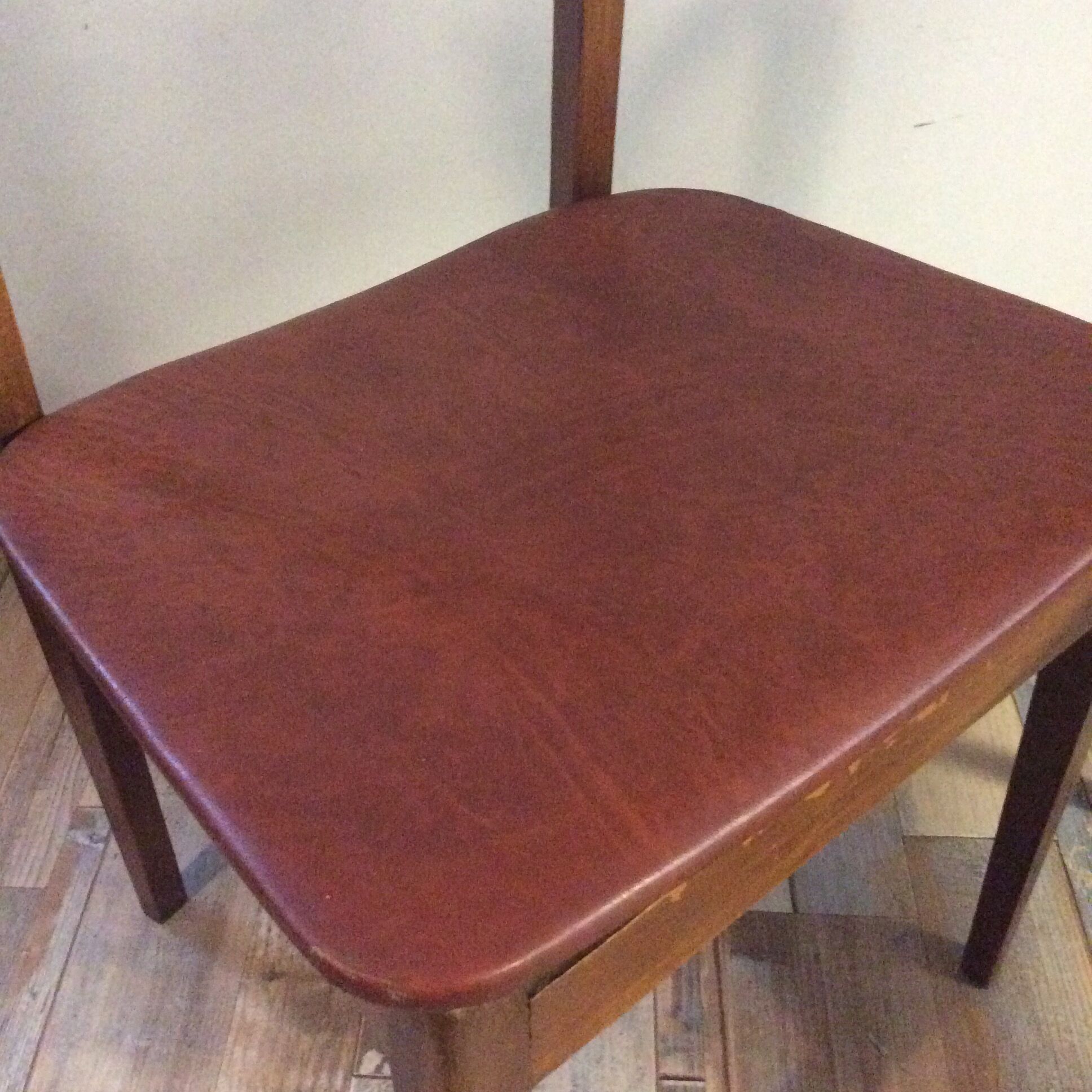 Paire de chaises scandinaves des années 60