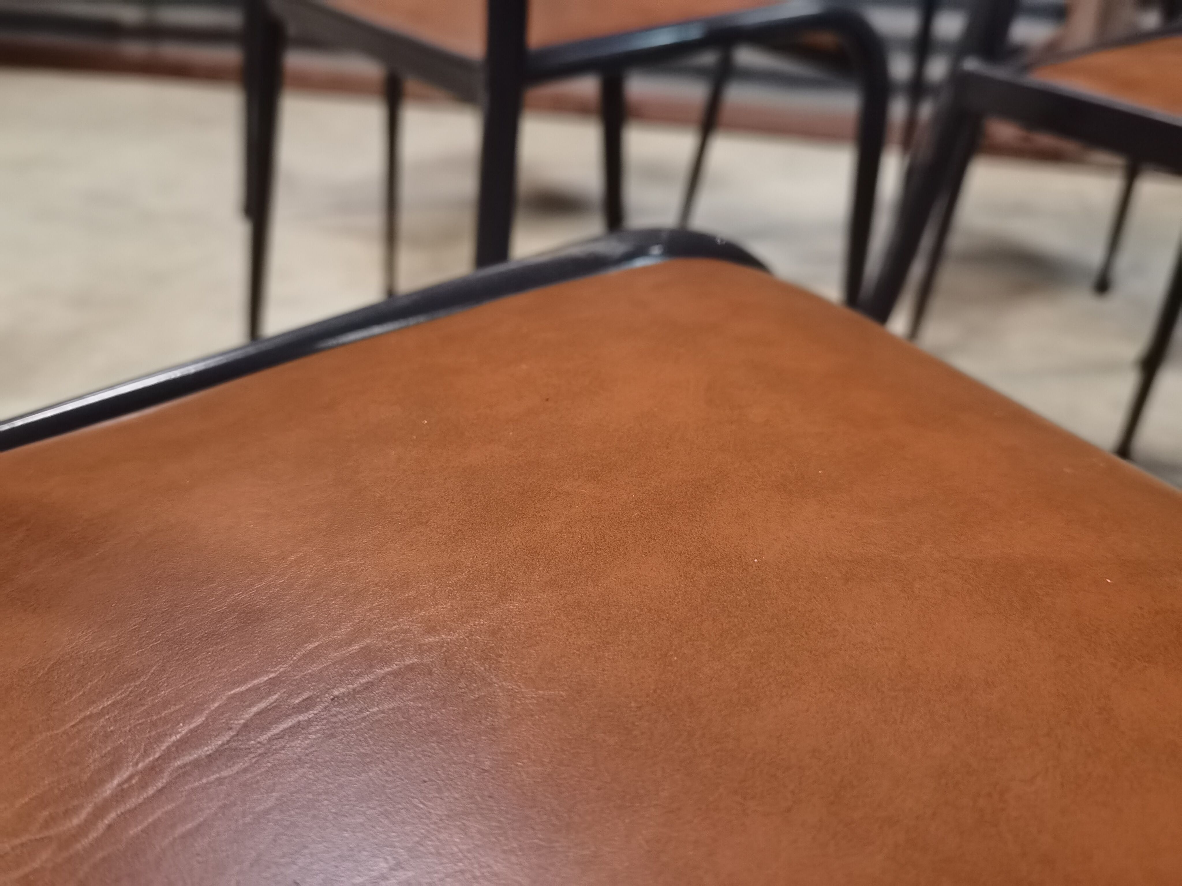 Set of 6 Mullca chairs 510 feet compass