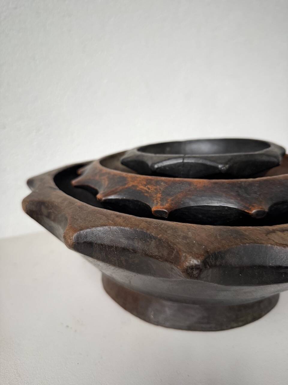 Brutalist wooden dishes, Savoyard popular art.