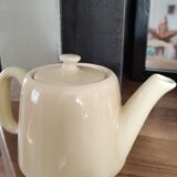 Théière en porcelaine