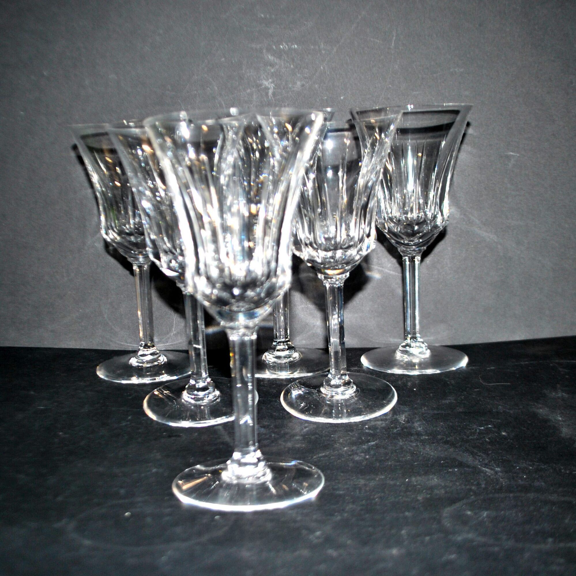 Set of 6 flared crystal wine glasses in Concorde Cerdagne style H15.2.