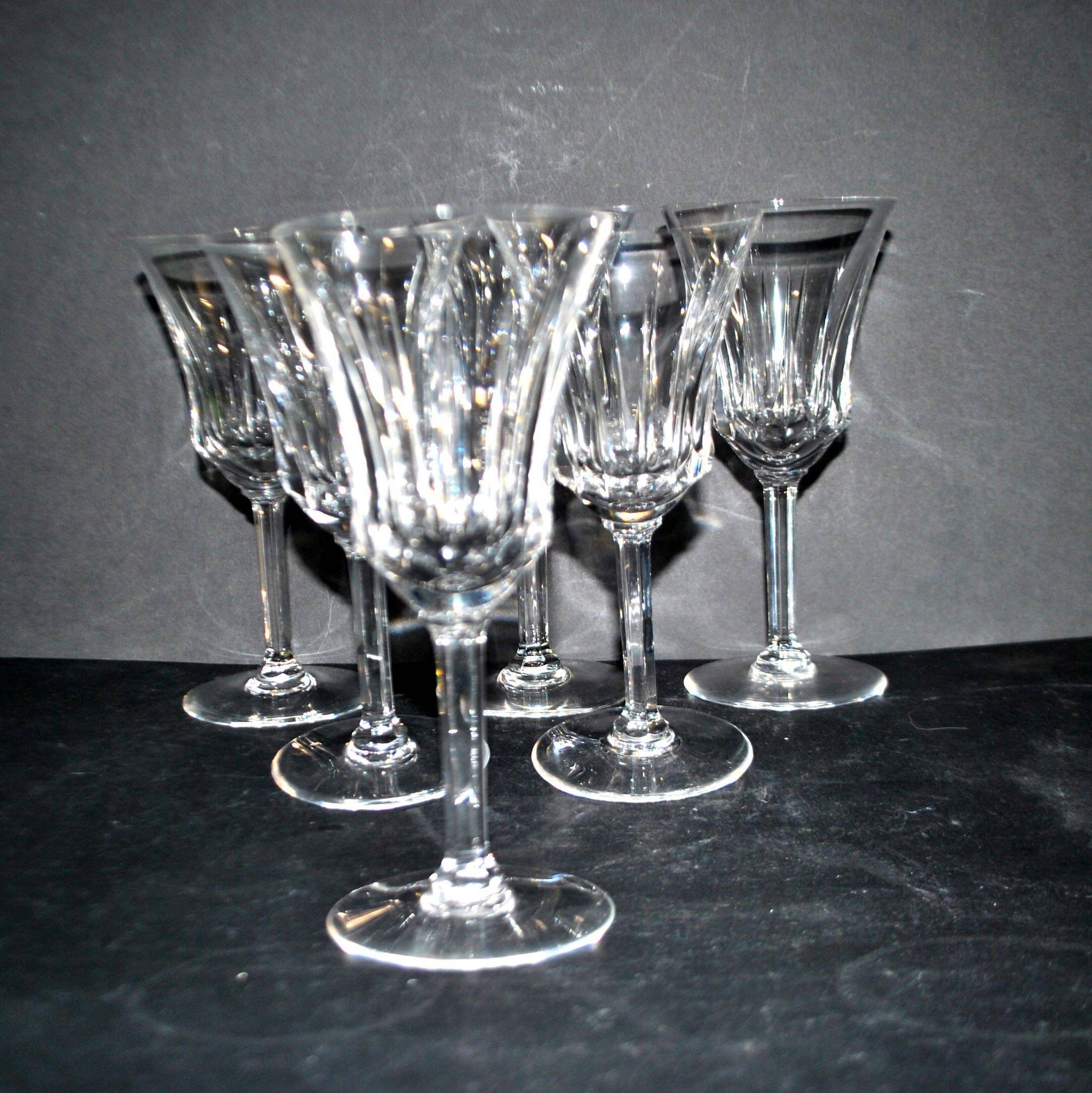 Set of 6 flared crystal wine glasses in Concorde Cerdagne style H15.2.