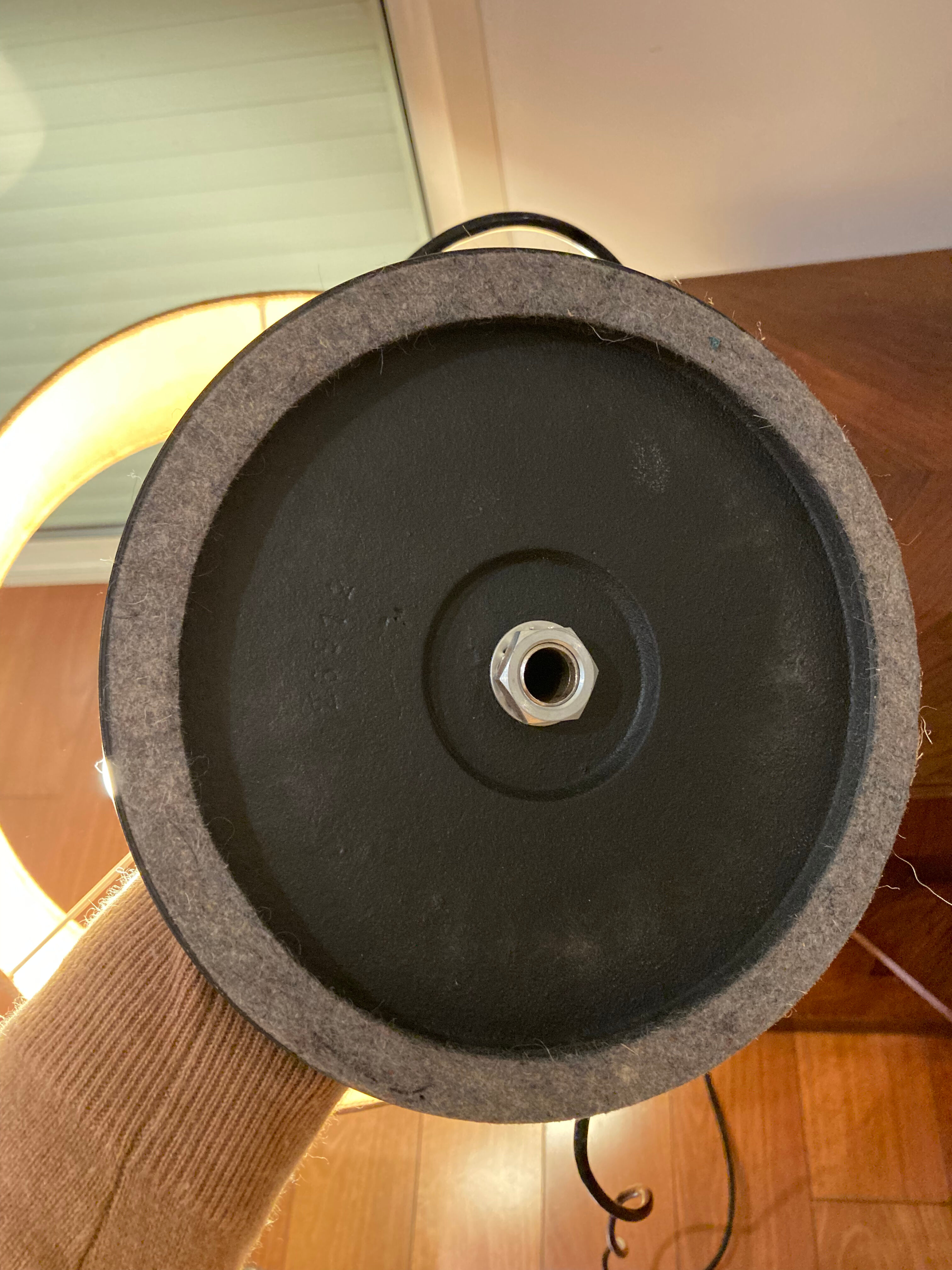 Height adjustable 70s lamp