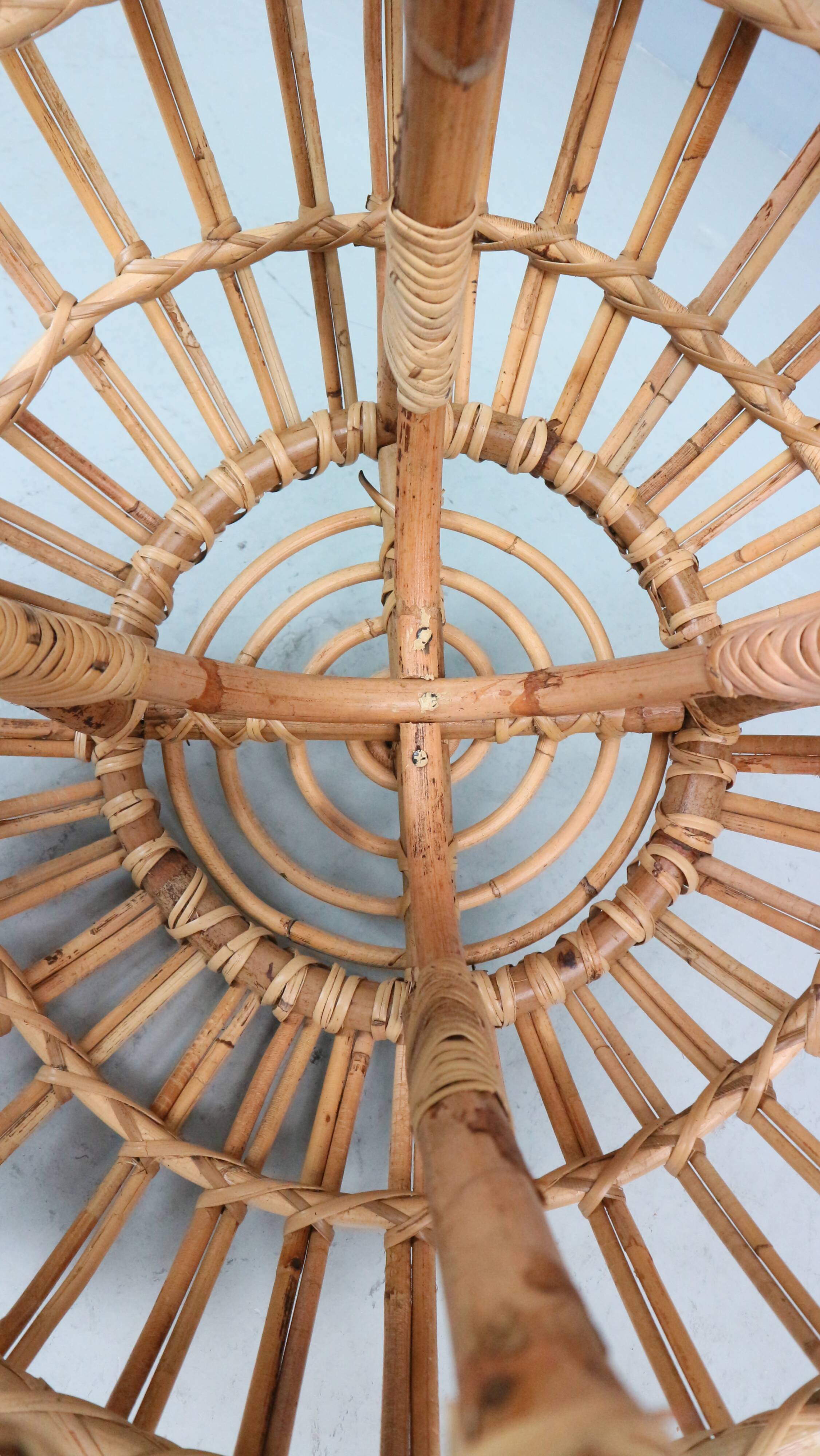 Pouf, jardinière, tabouret ou table d'appoint en rotin vintage des années 1960 par Dirk van Sliedrecht