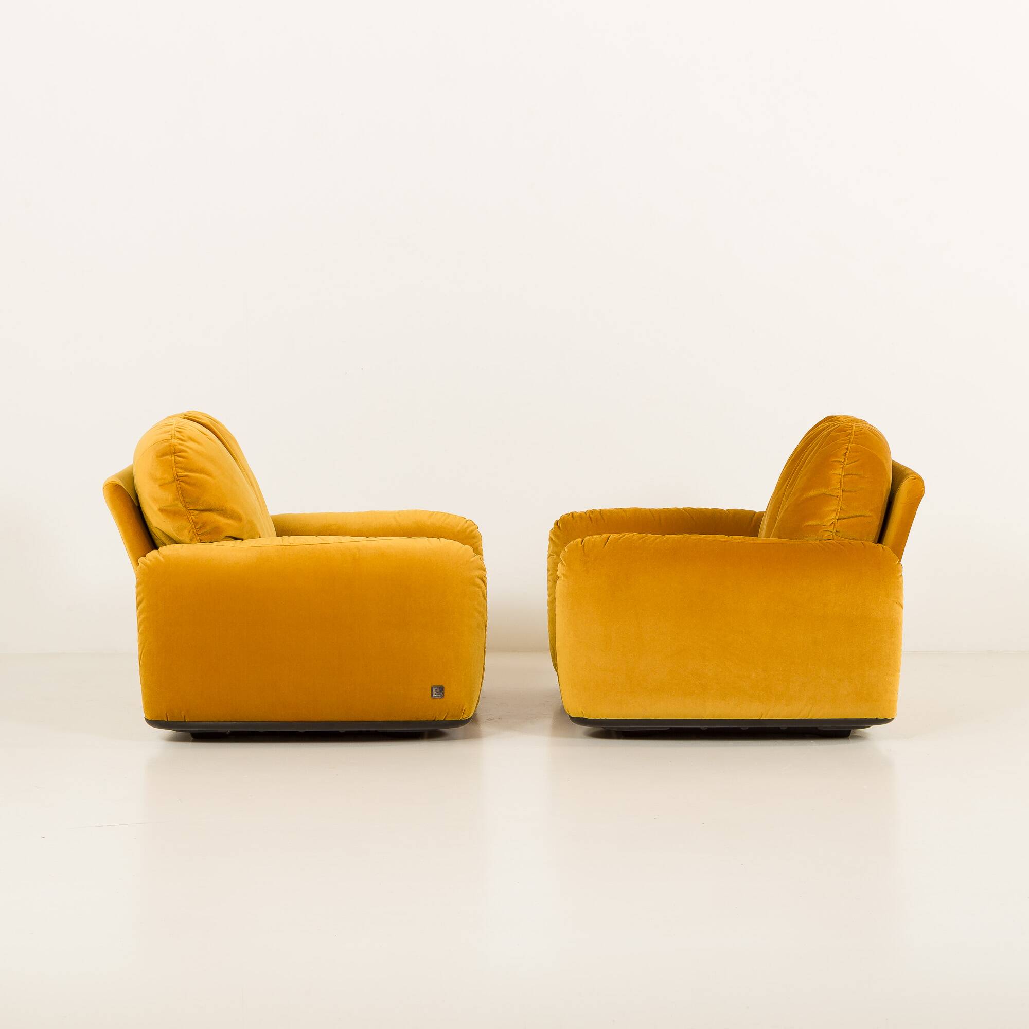 Piumotto Armchairs by Arrigo Arrigoni for Busnelli, set of 2, 1970s