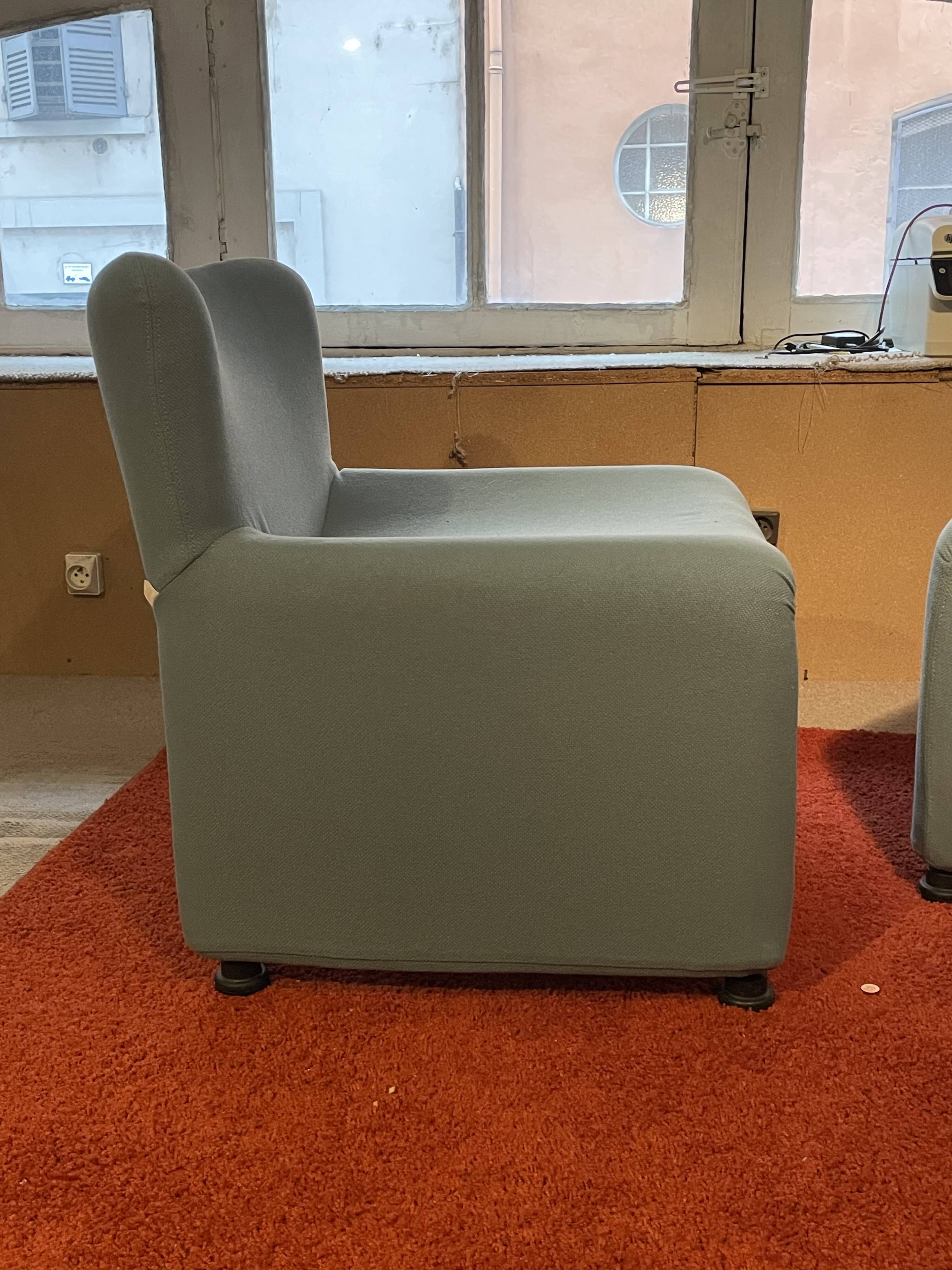 Pair of armchairs, Arfa edition