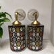 Paire d’appliques murales en verre vitrail