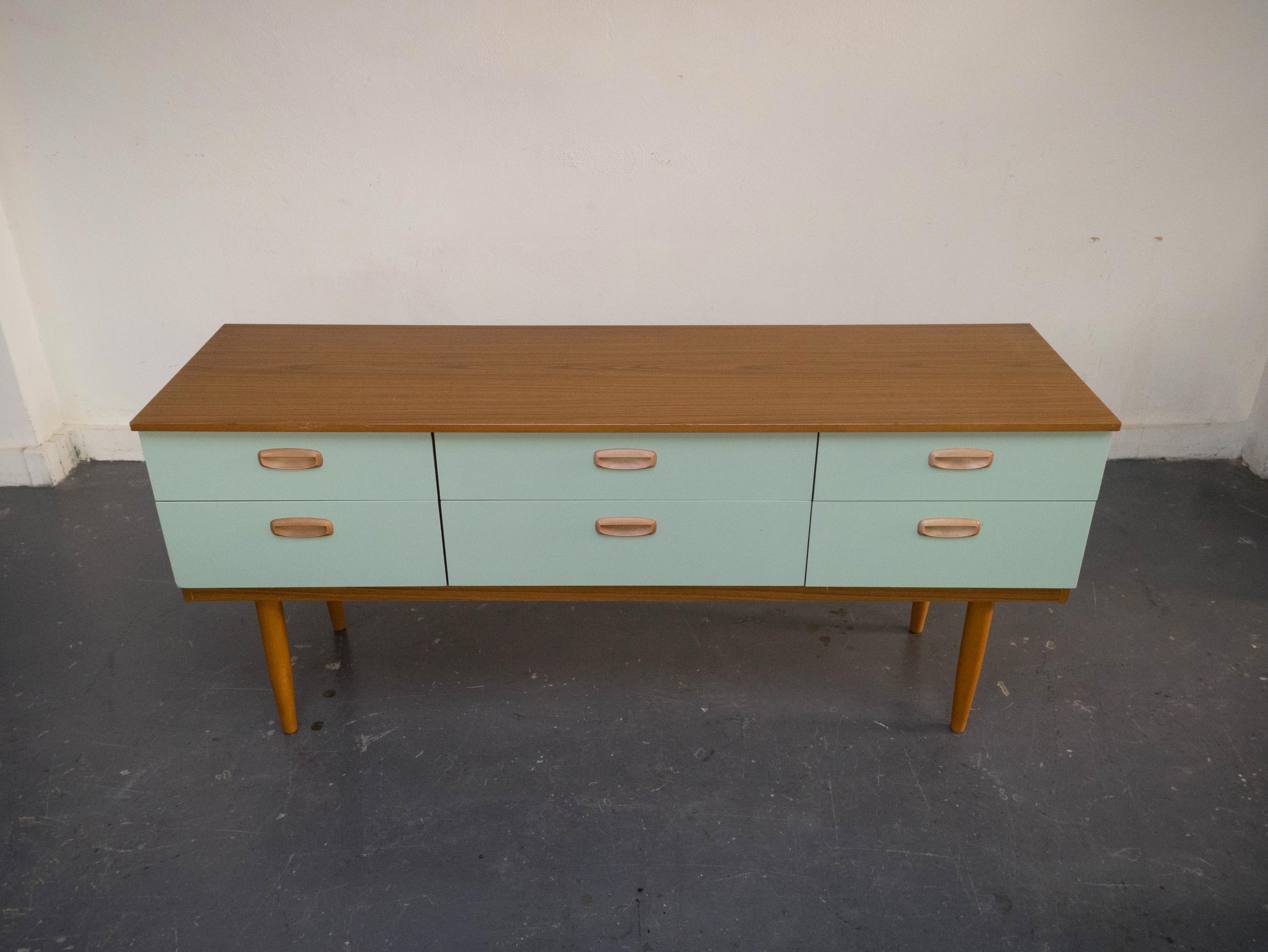 Enfilade scandinave 152 cm