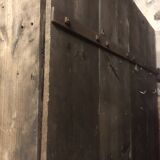 Sorting cabinet with door
