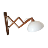 Scandinavian accordion wall lamp