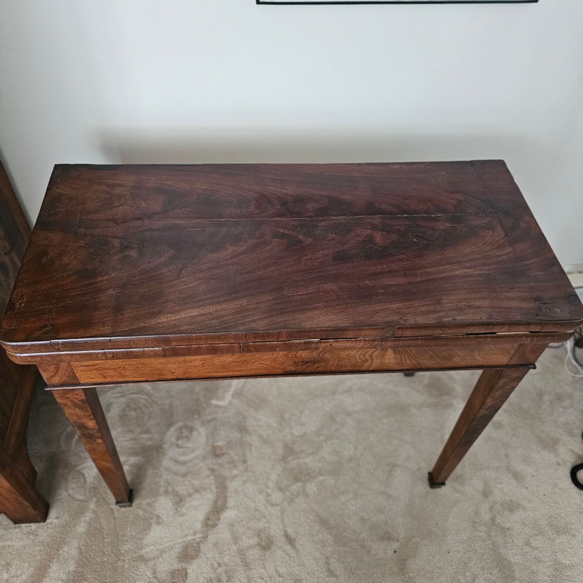 Table de jeux ancienne