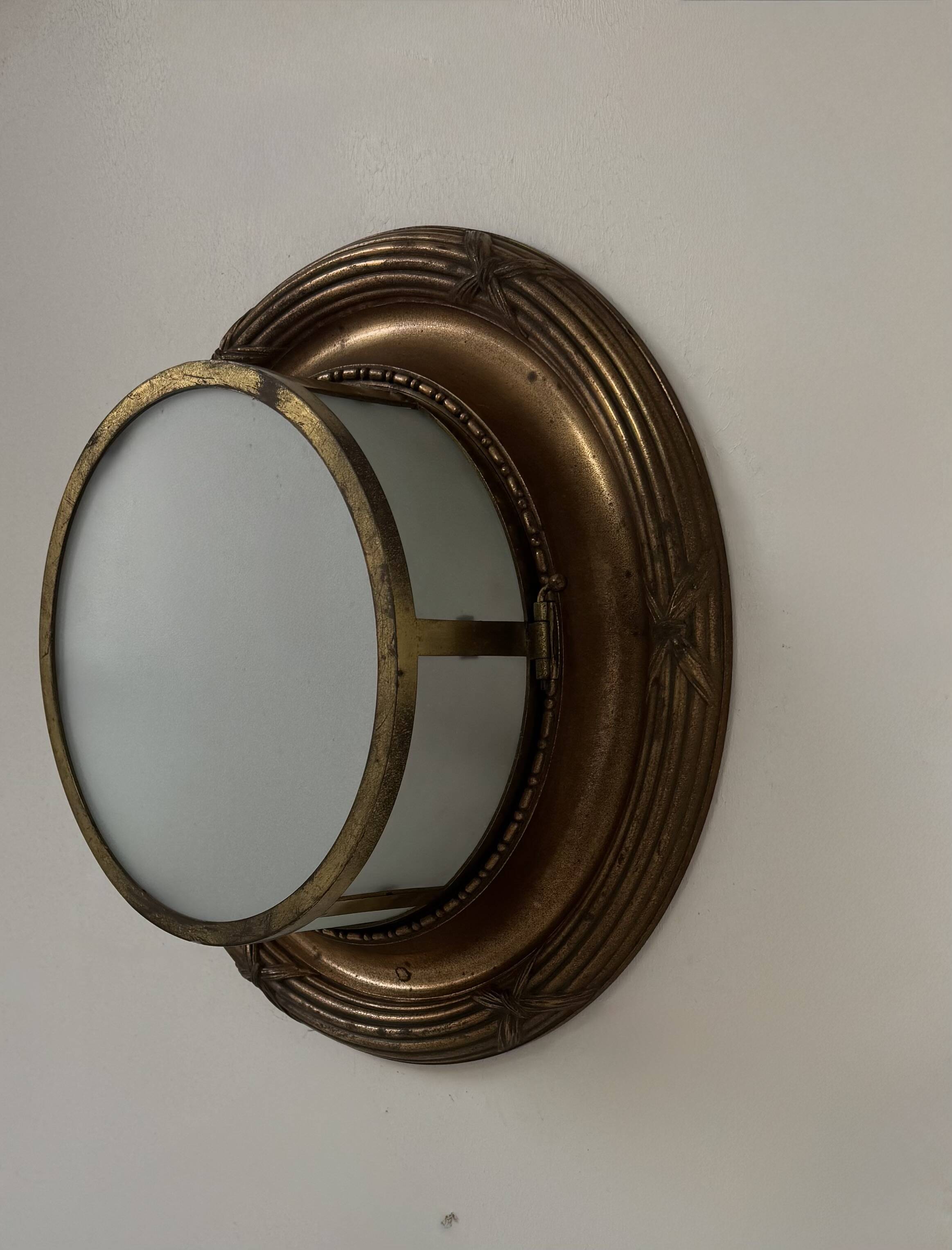 Vintage XL wall light, brass and frosted glass, France, 1920.