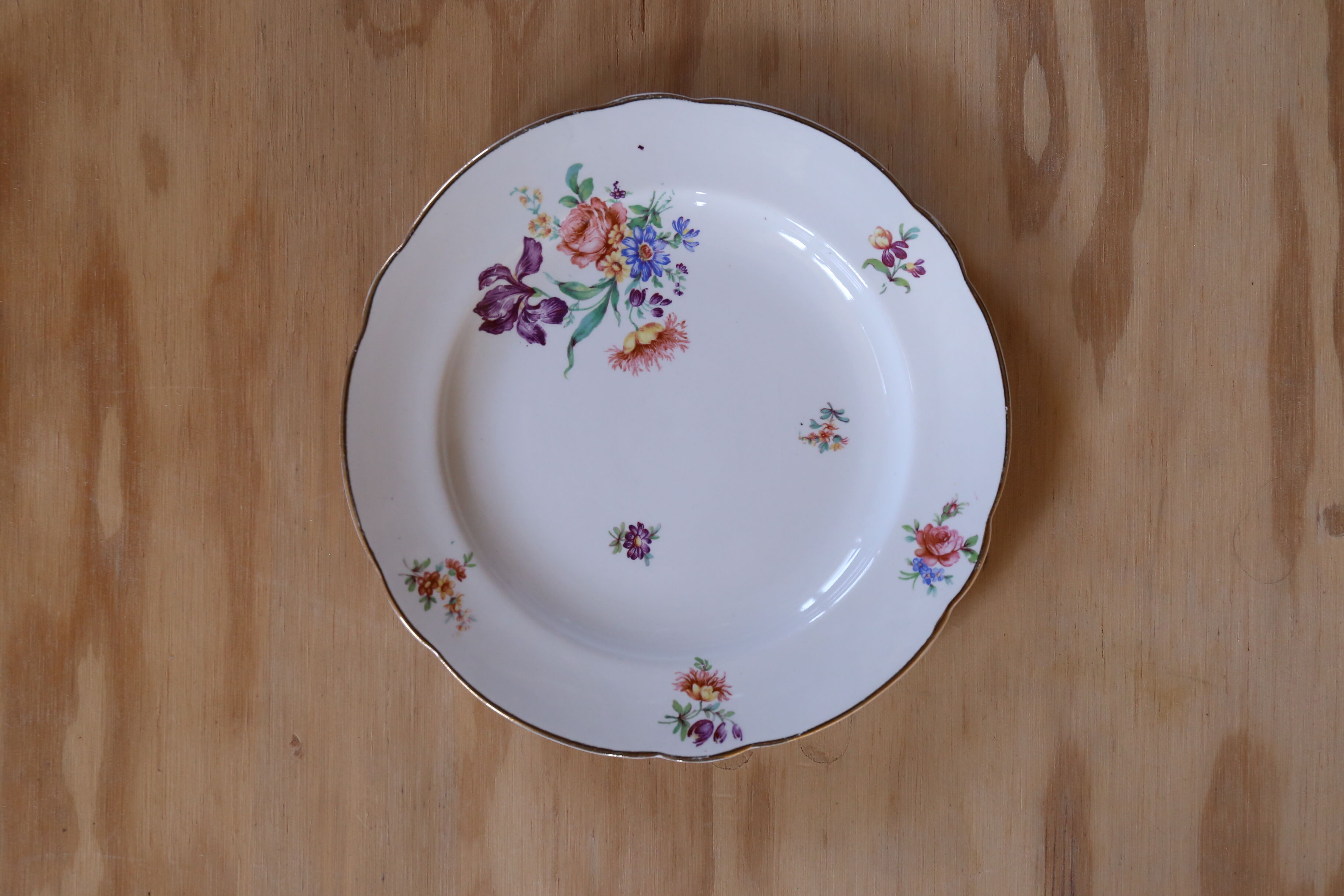 4 flowery plates Digoin & Sarreguemine