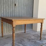 Old rustic farm table 1900 -1m16