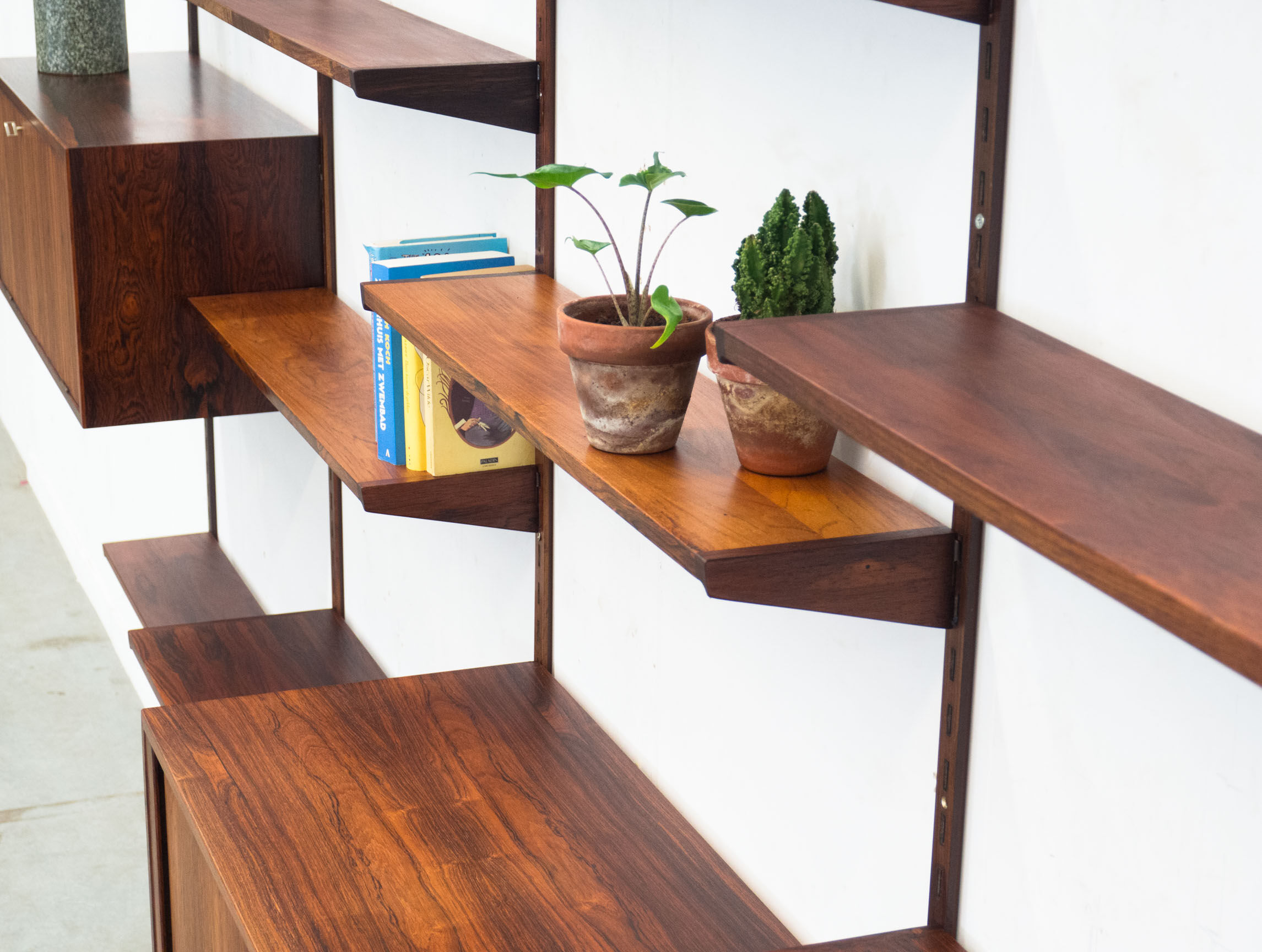 Feldballes Møbelfabrik rosewood wall unit by Kai Kristiansen