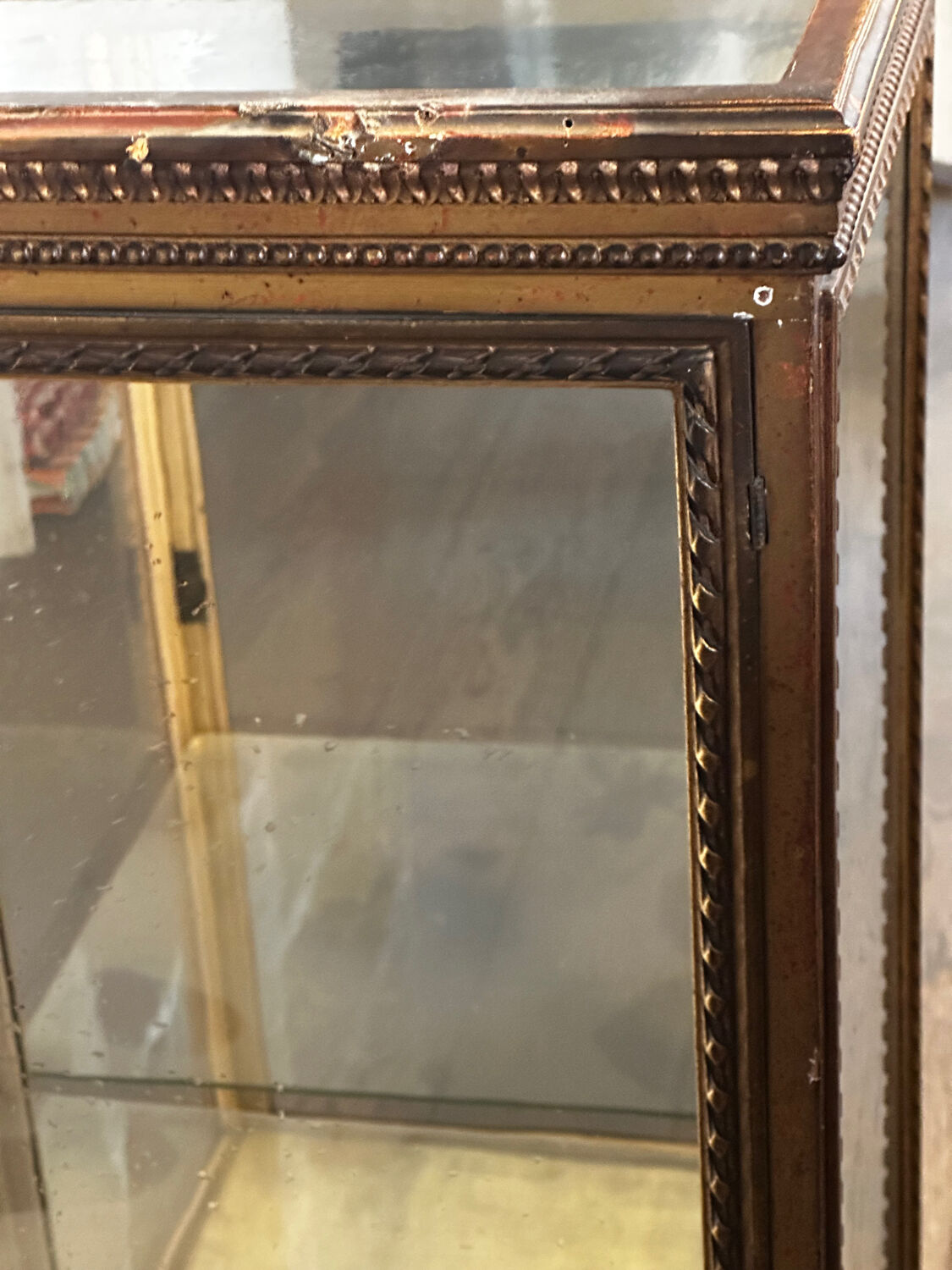 Counter display cabinet in wood and glass in Louis XVI style, 19th century.