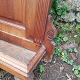 Cloakroom coat rack wall, former