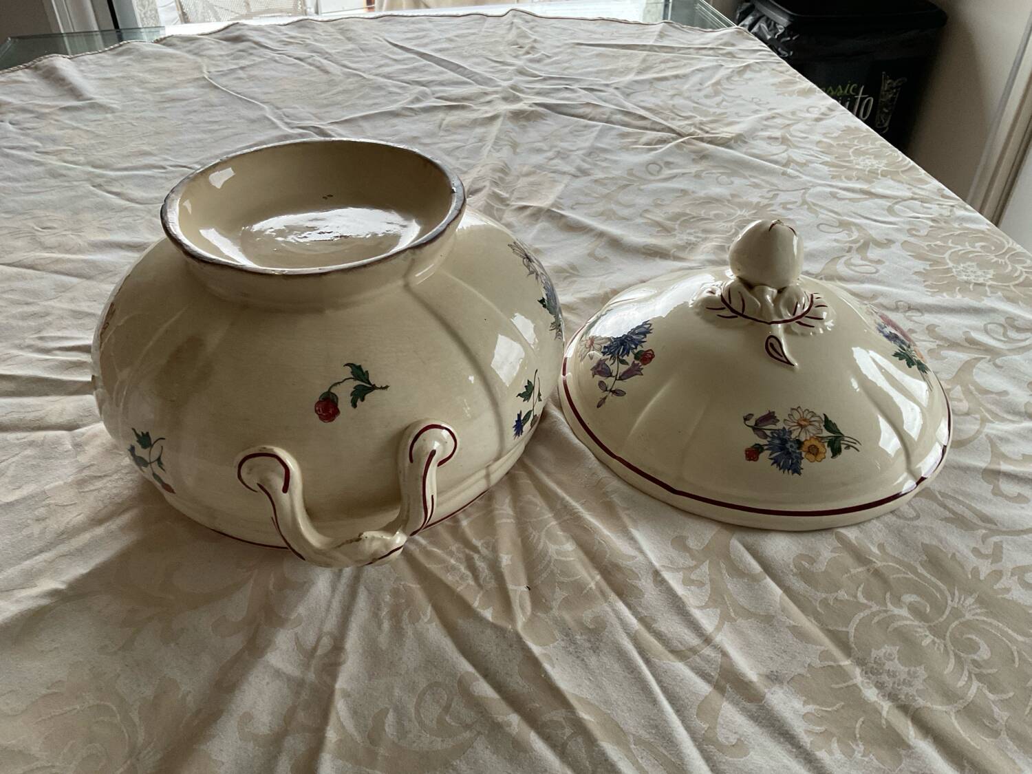 Sarreguemines Agreste soup tureen, antique French earthenware with lid.