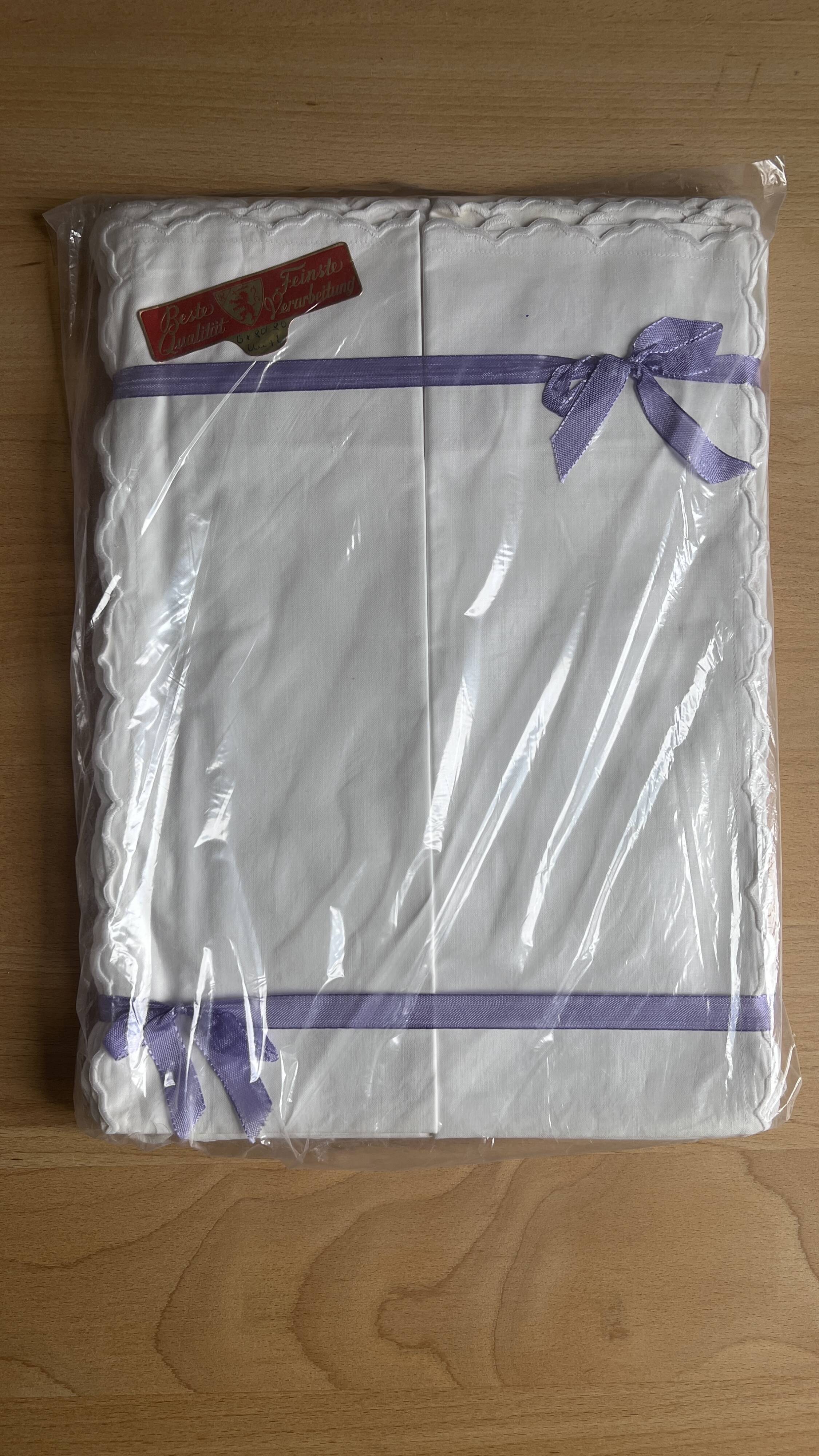 Vintage pillowcase set