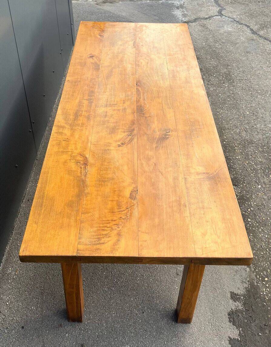 Elm farm table
