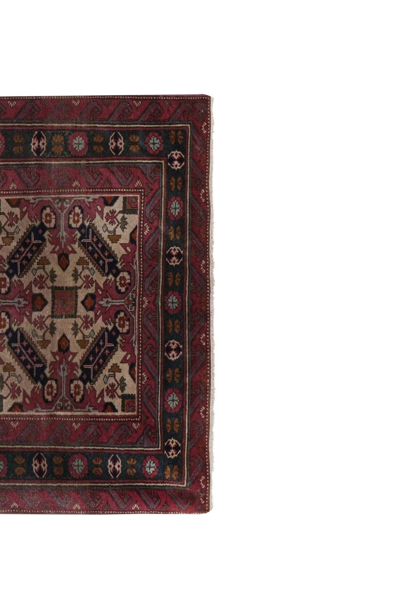 Vintage handmade Turkish rug 127x190 cm