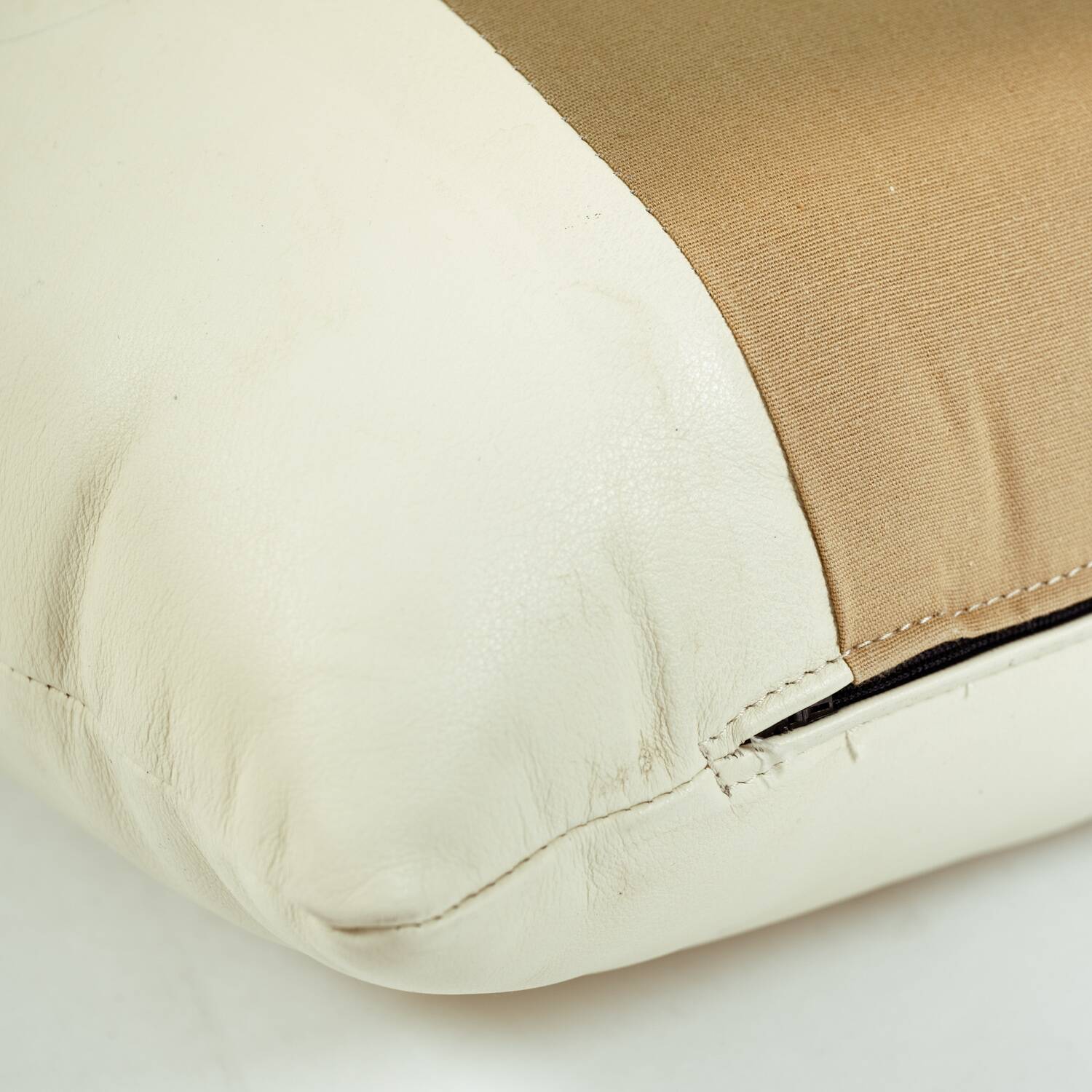 Chaise Maralunga de Vico Magistretti en cuir blanc