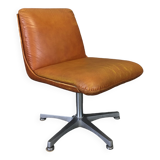 Pollock style armchair
