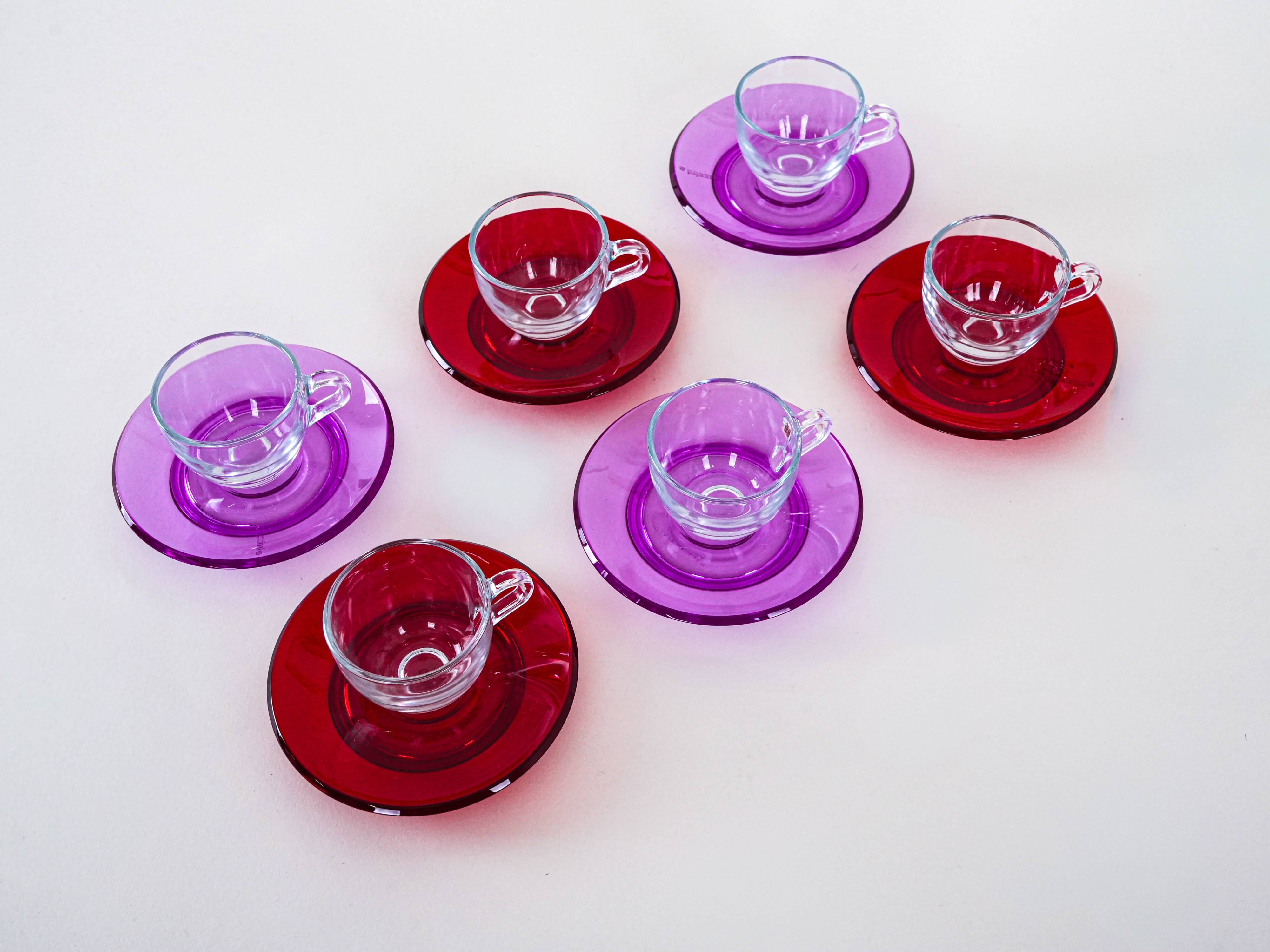 Set of glass cups, Italian design, 1970s, manufactured by Fratelli Guzzini