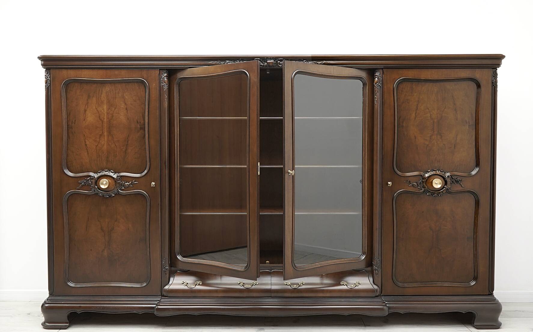 historic library from the 1940s after professional renovation.