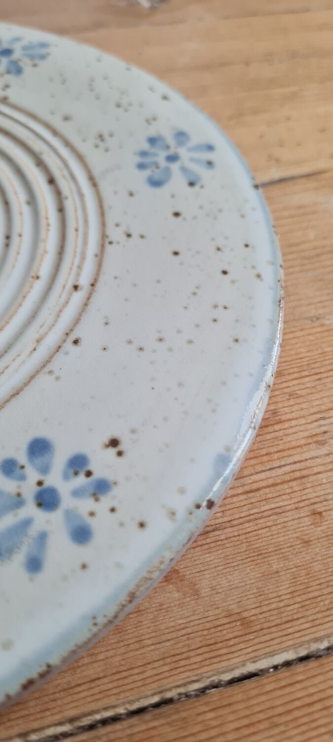 Glazed stoneware trifle