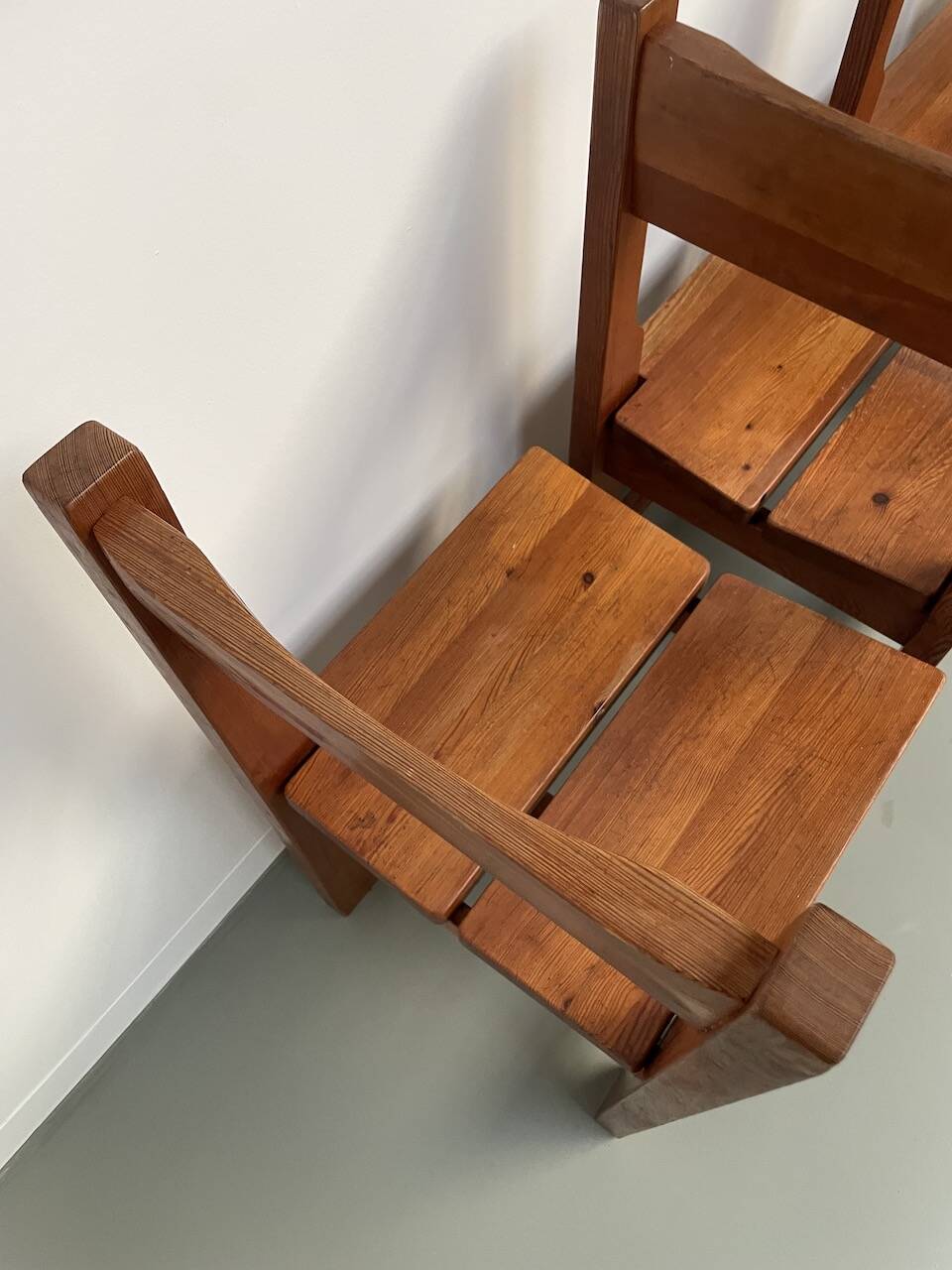 Set of table and 4 chairs, 60s mountain furniture