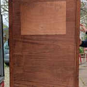 Art deco entrance cloakroom
