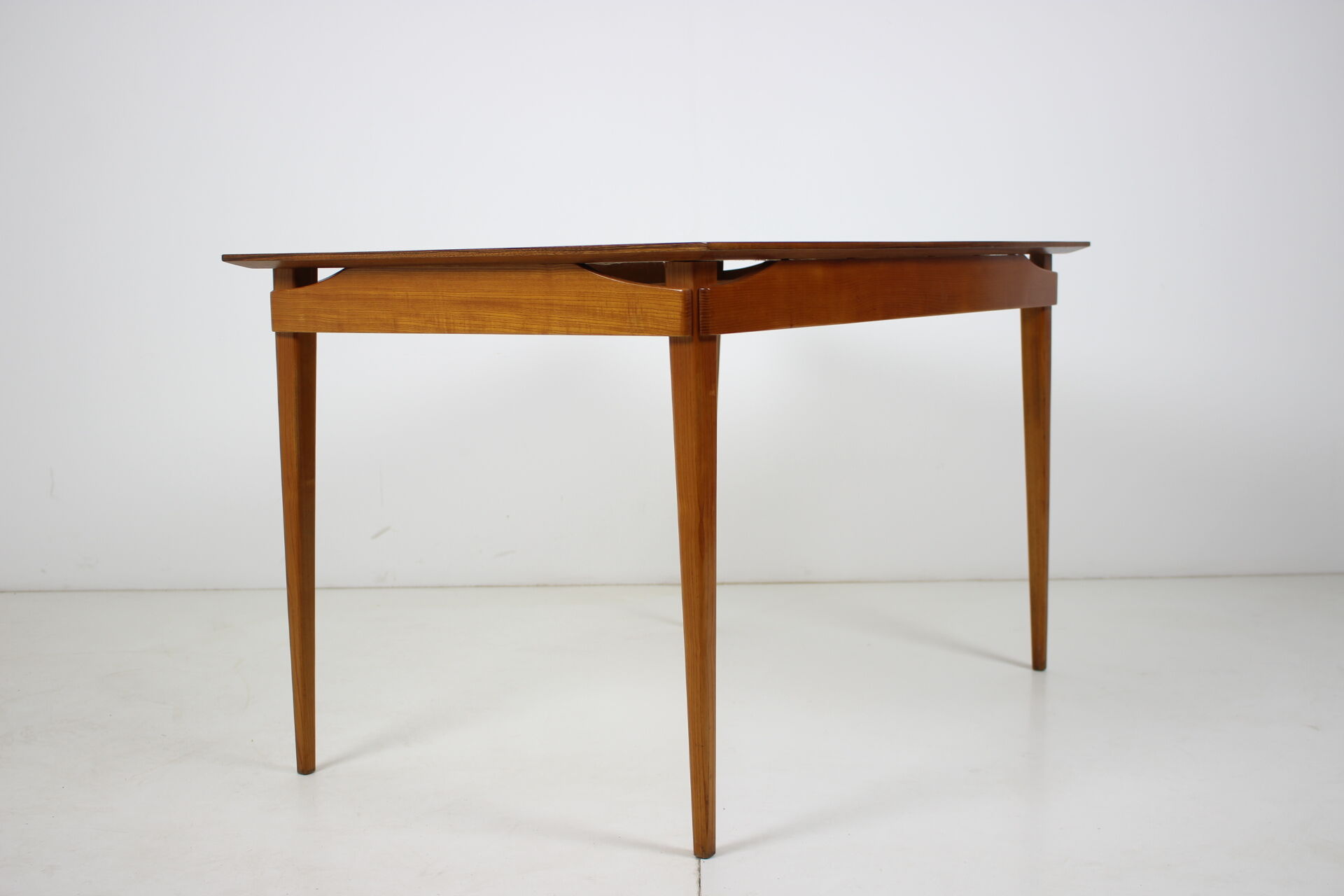 Dining table by Dřevotvar, 1960