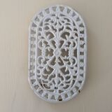 Enamelled cast iron trivet