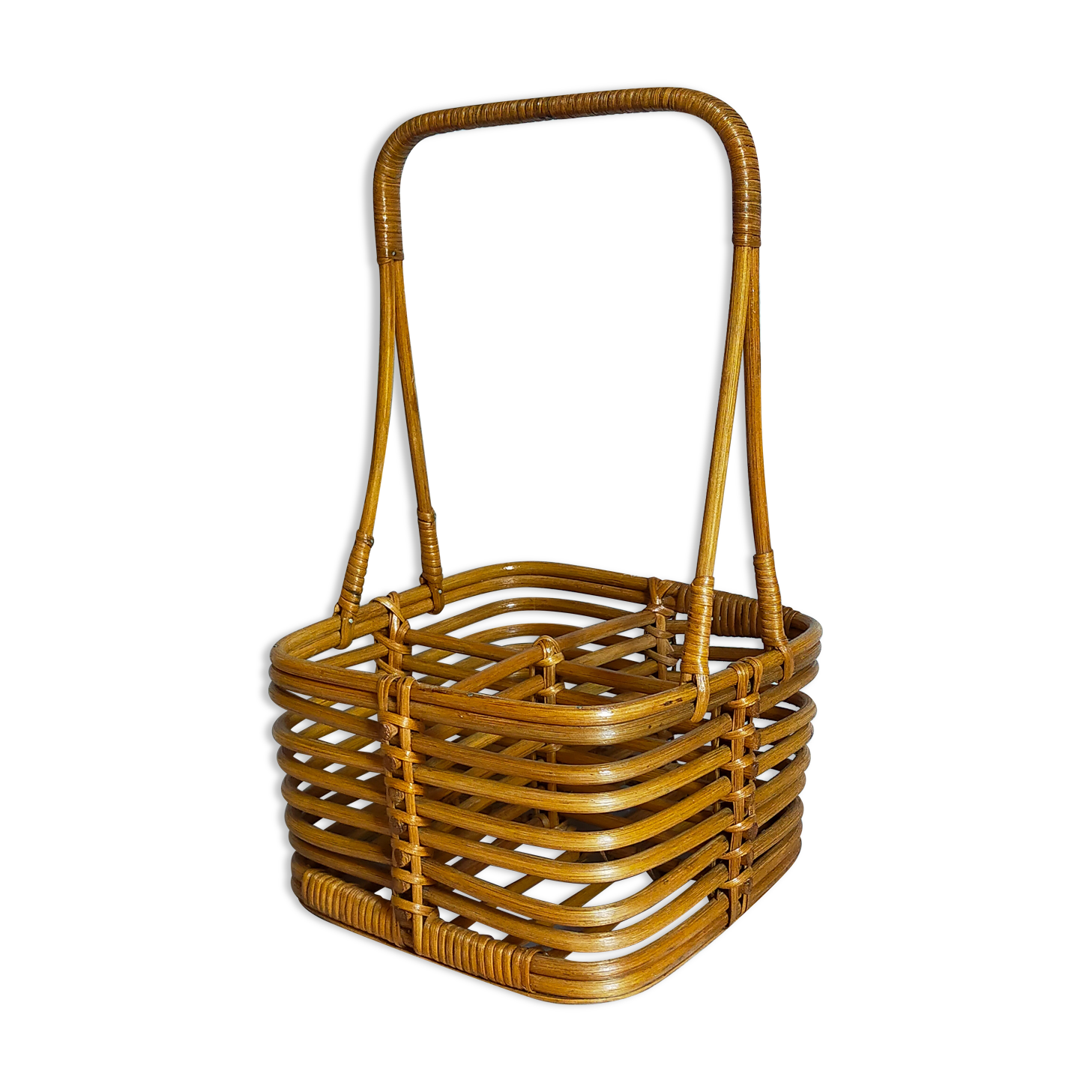 Bottle basket in vintage wicker 60s
