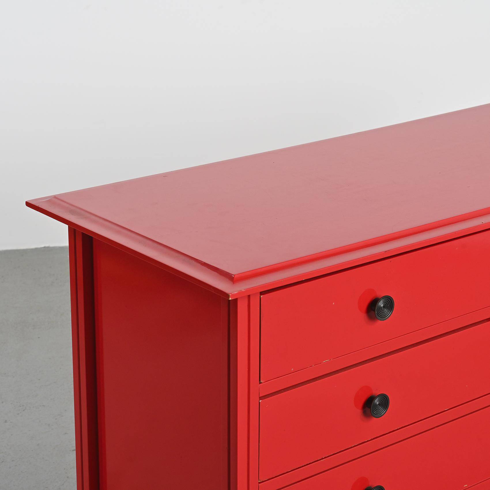 Commode laquée rouge Carlo De Carli pour Sormani, vers 1963