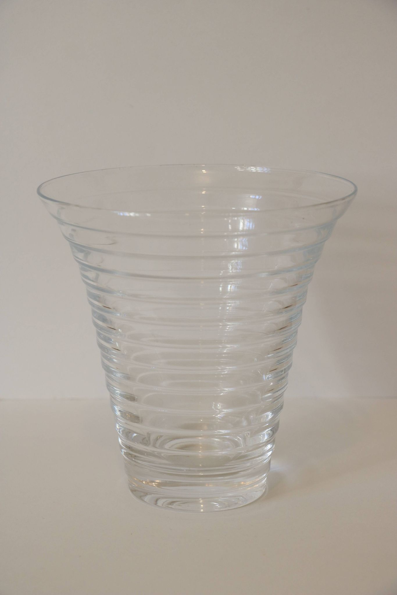 Scandinavian Art Deco vase by Aino Aalto