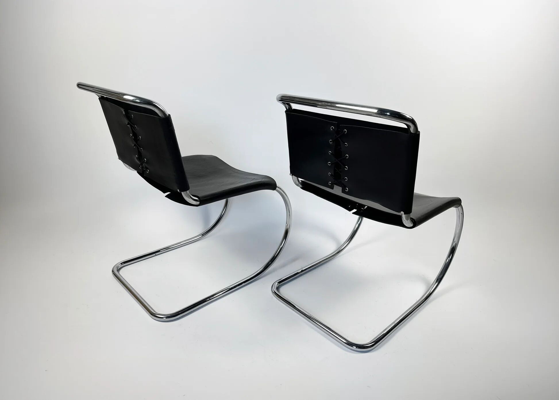 Pair of MR10 lounge chairs — Ludwig Mies van der Rohe, attributed to Knoll, circa 1970