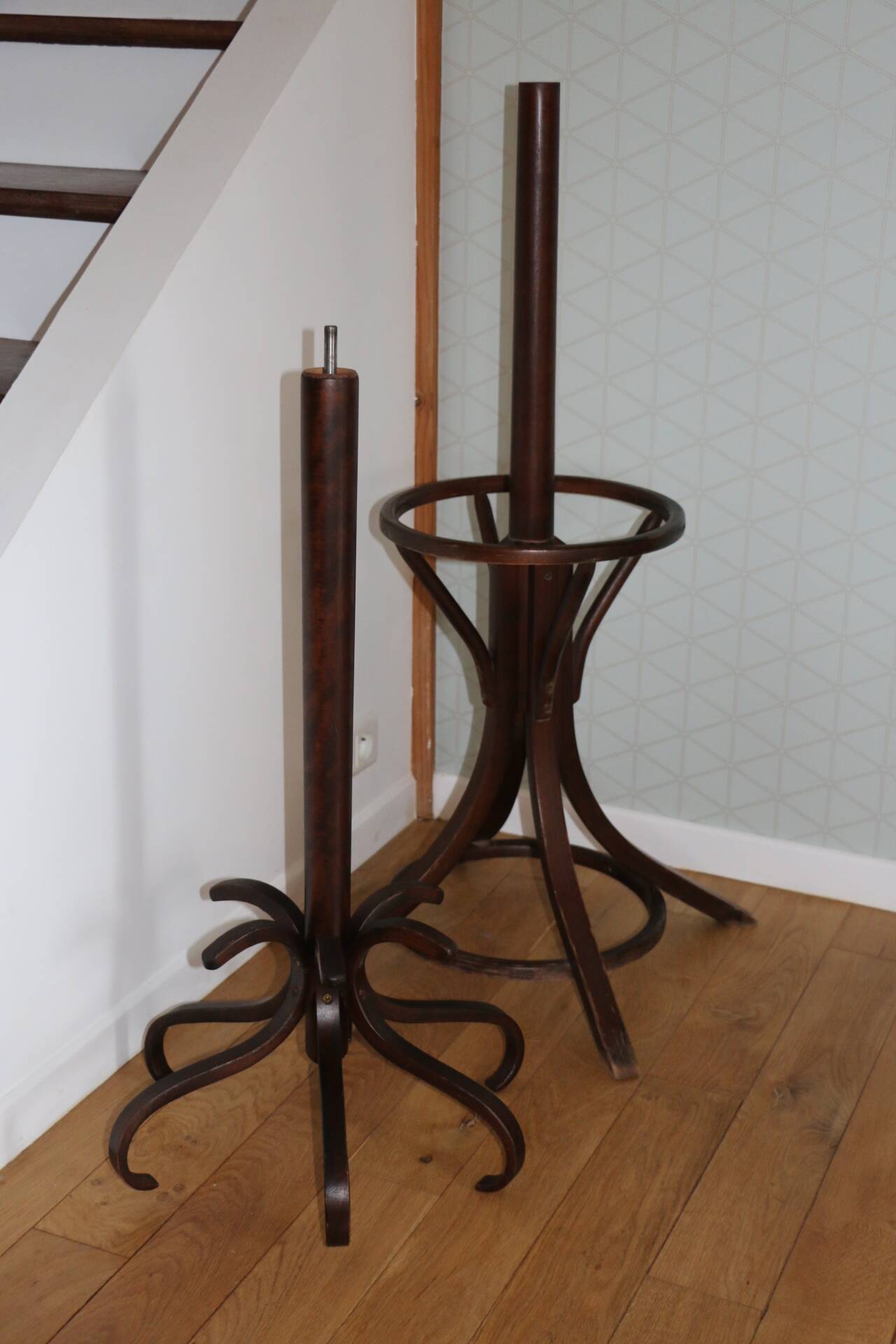 Baumann parrot coat rack dark beech umbrella stand