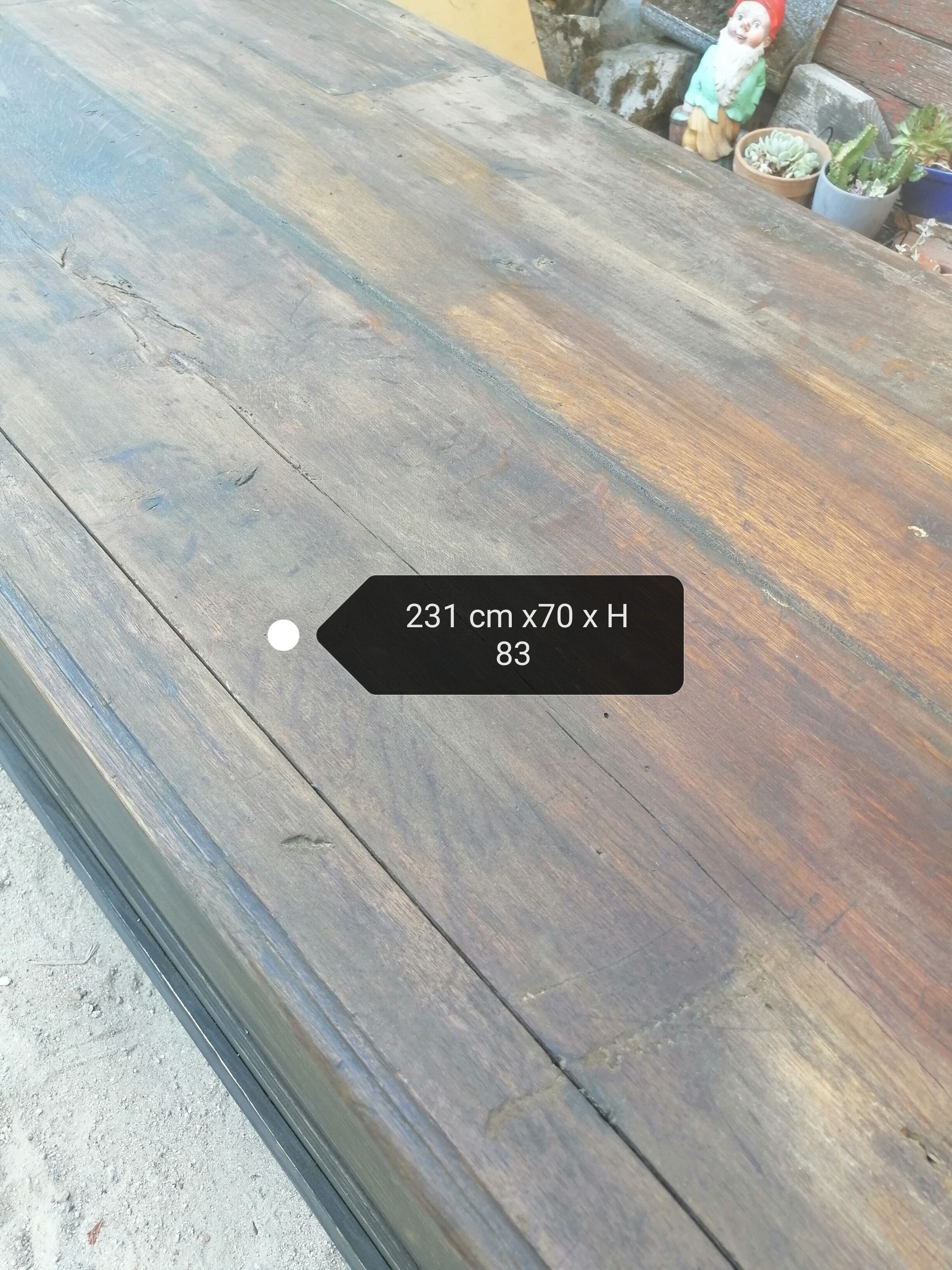 Former 231 cm store counter