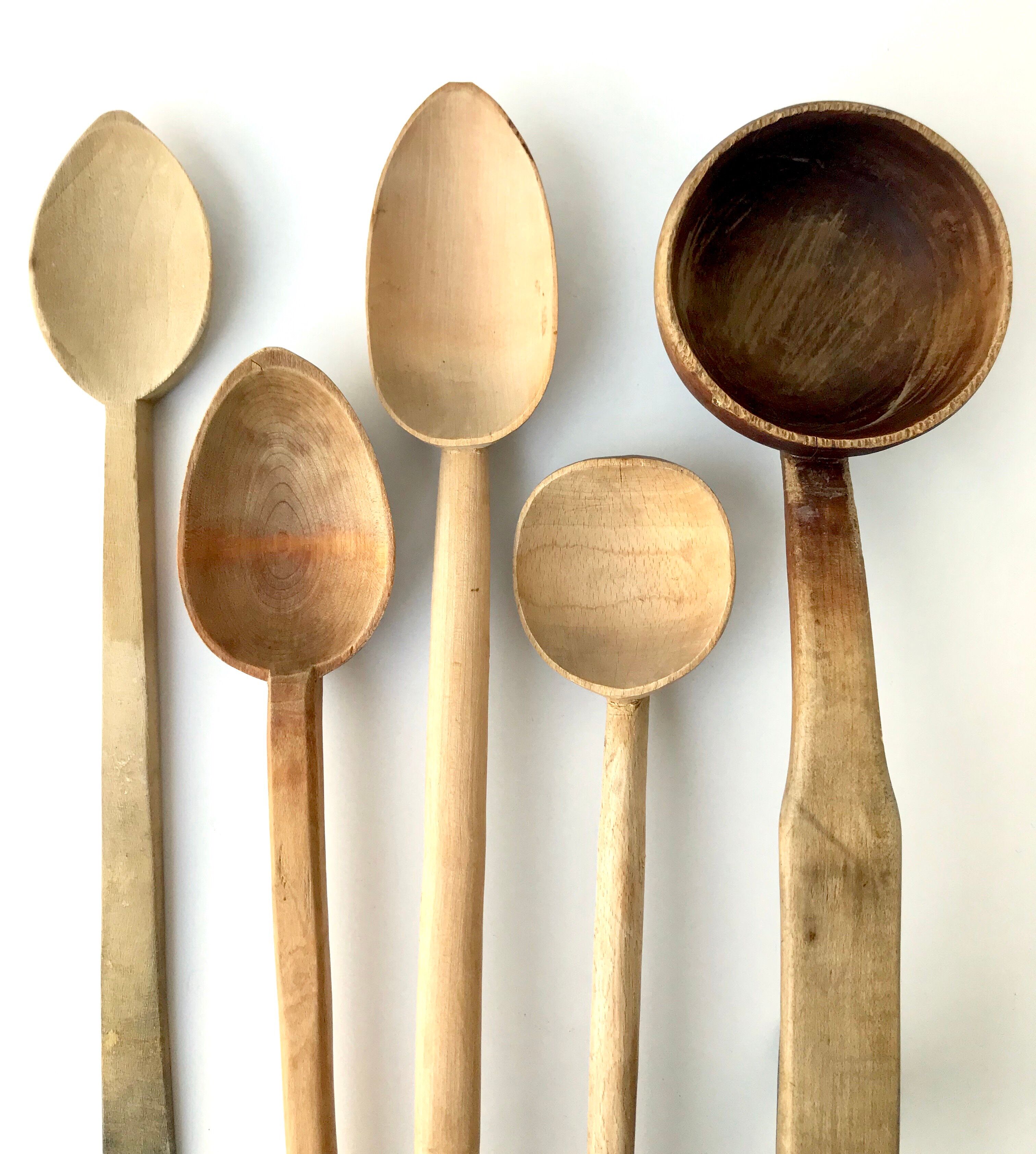 Couverts en bois vintage