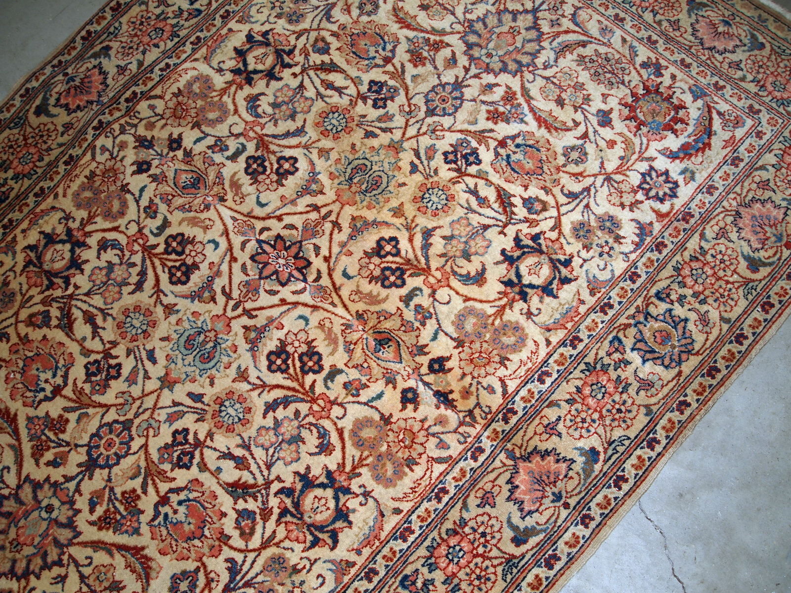 Former carpet Persian Kashaan done hand 125cm x 192cm 1910 s