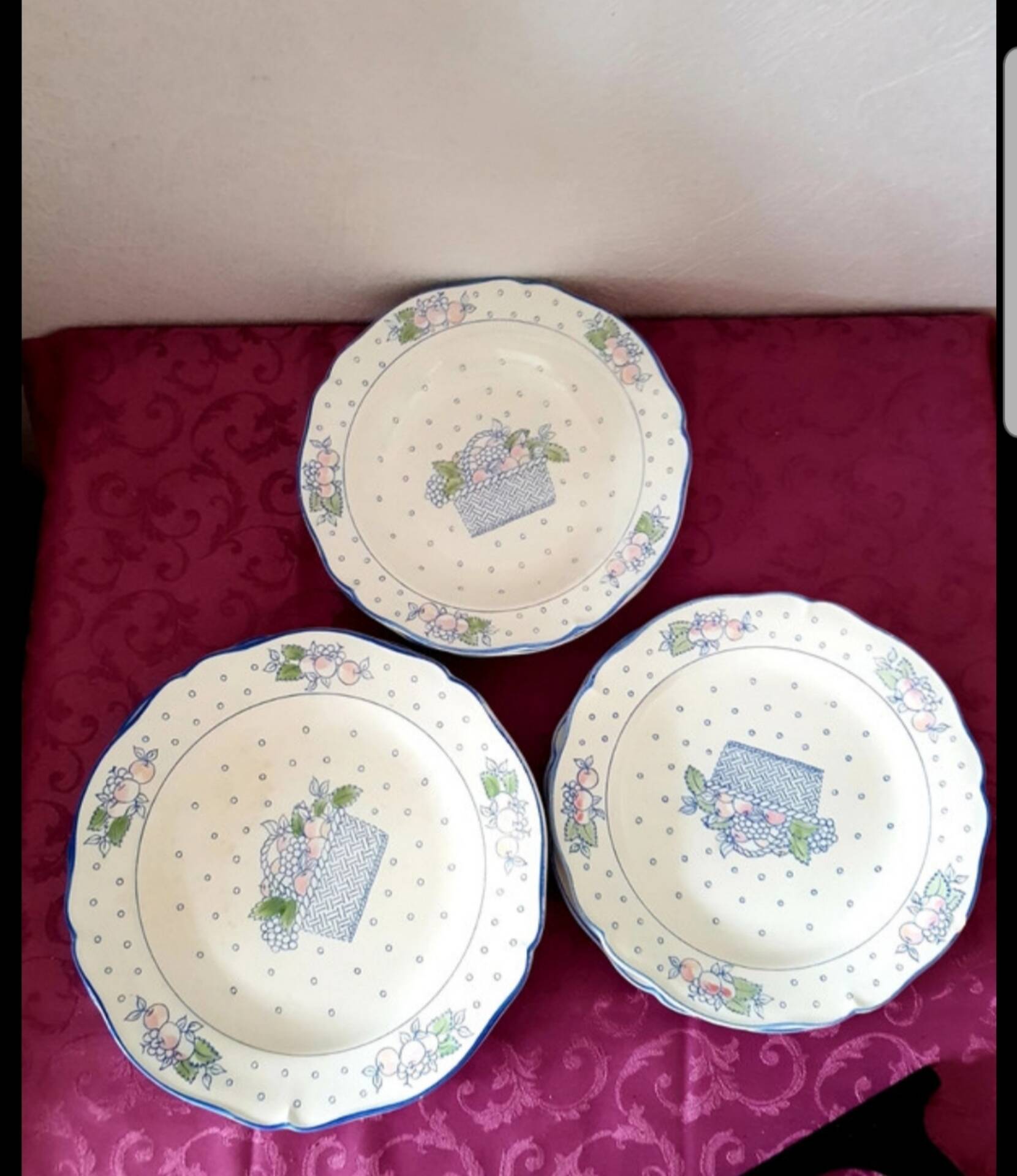 Ansemble de7 anciennes assiettes ,  Gien