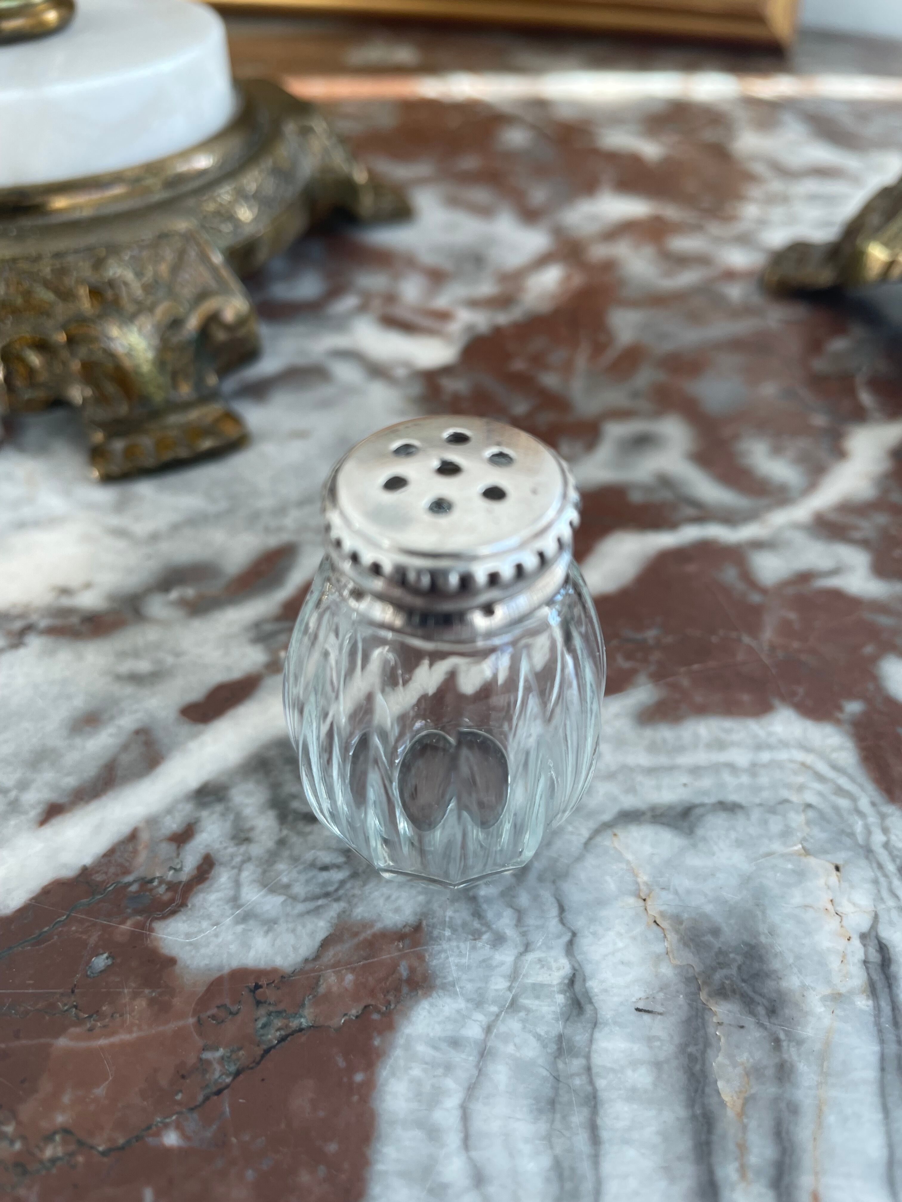 Set of 4 salerons, Christofle goldsmithery, solid silver, pressed molded glass