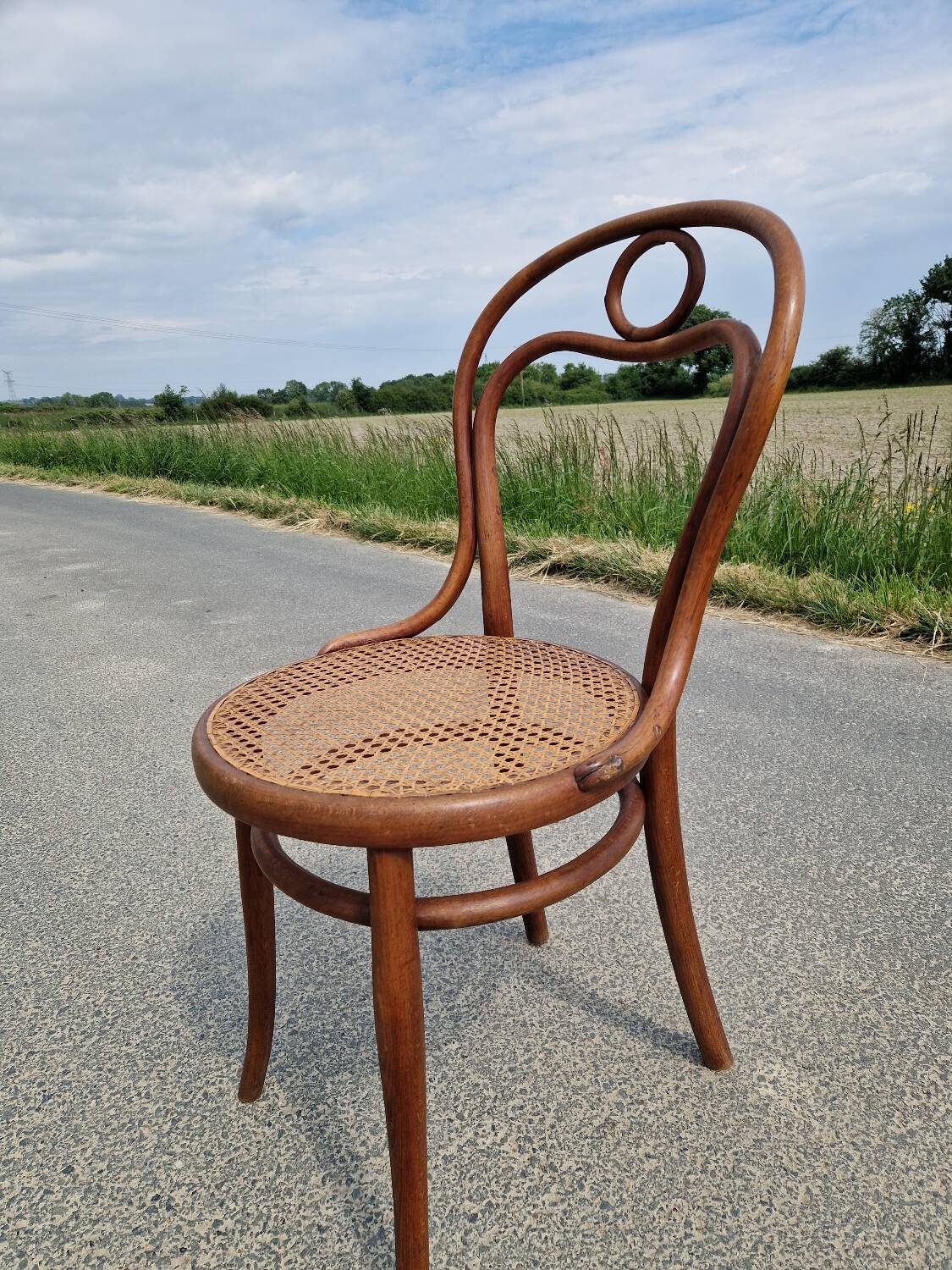 Curved wooden chair n31 from Thonet 1900