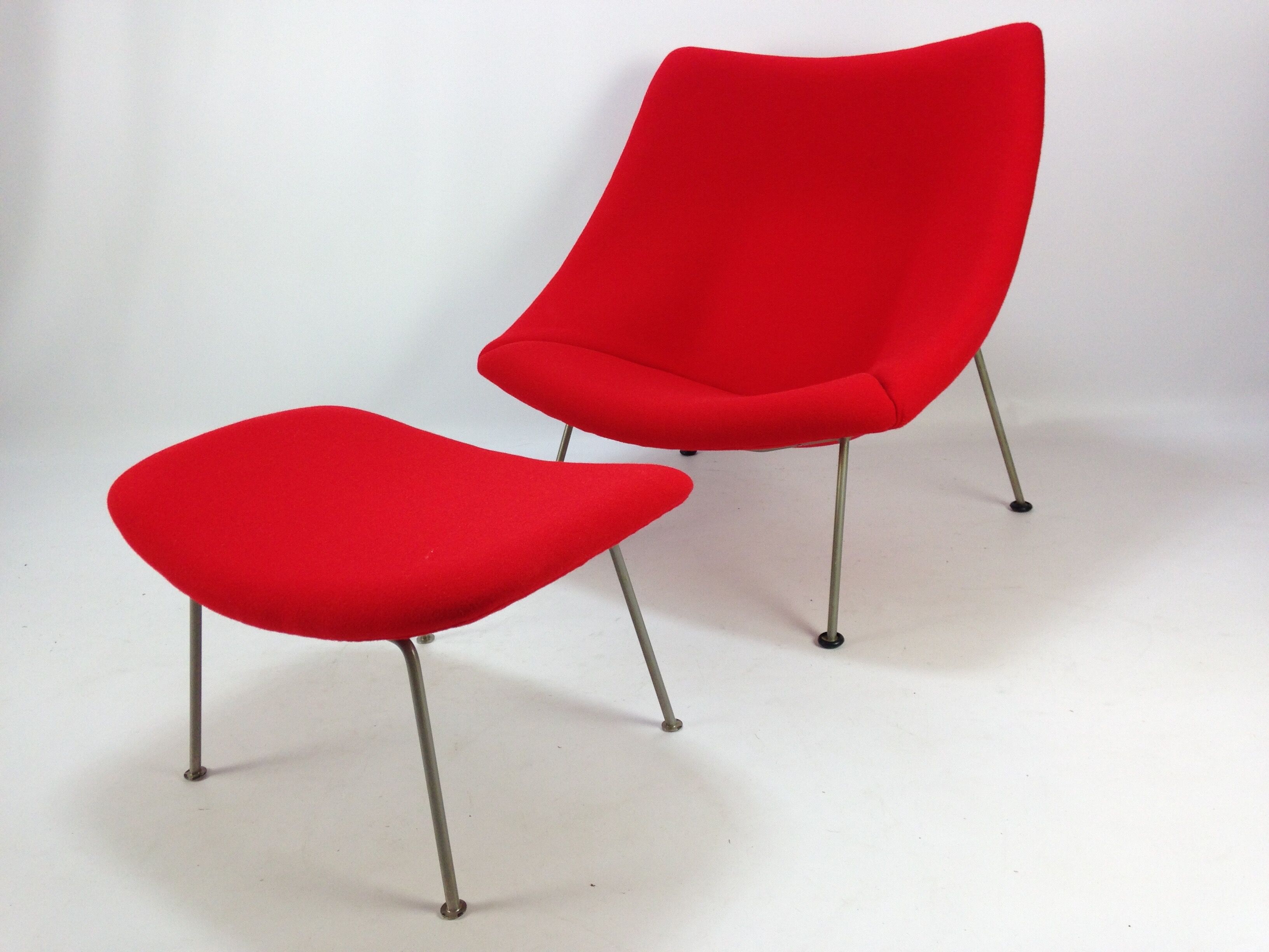 Oyster chair with ottoman by Pierre Paulin for Artifort, 1965