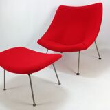 Oyster chair with ottoman by Pierre Paulin for Artifort, 1965