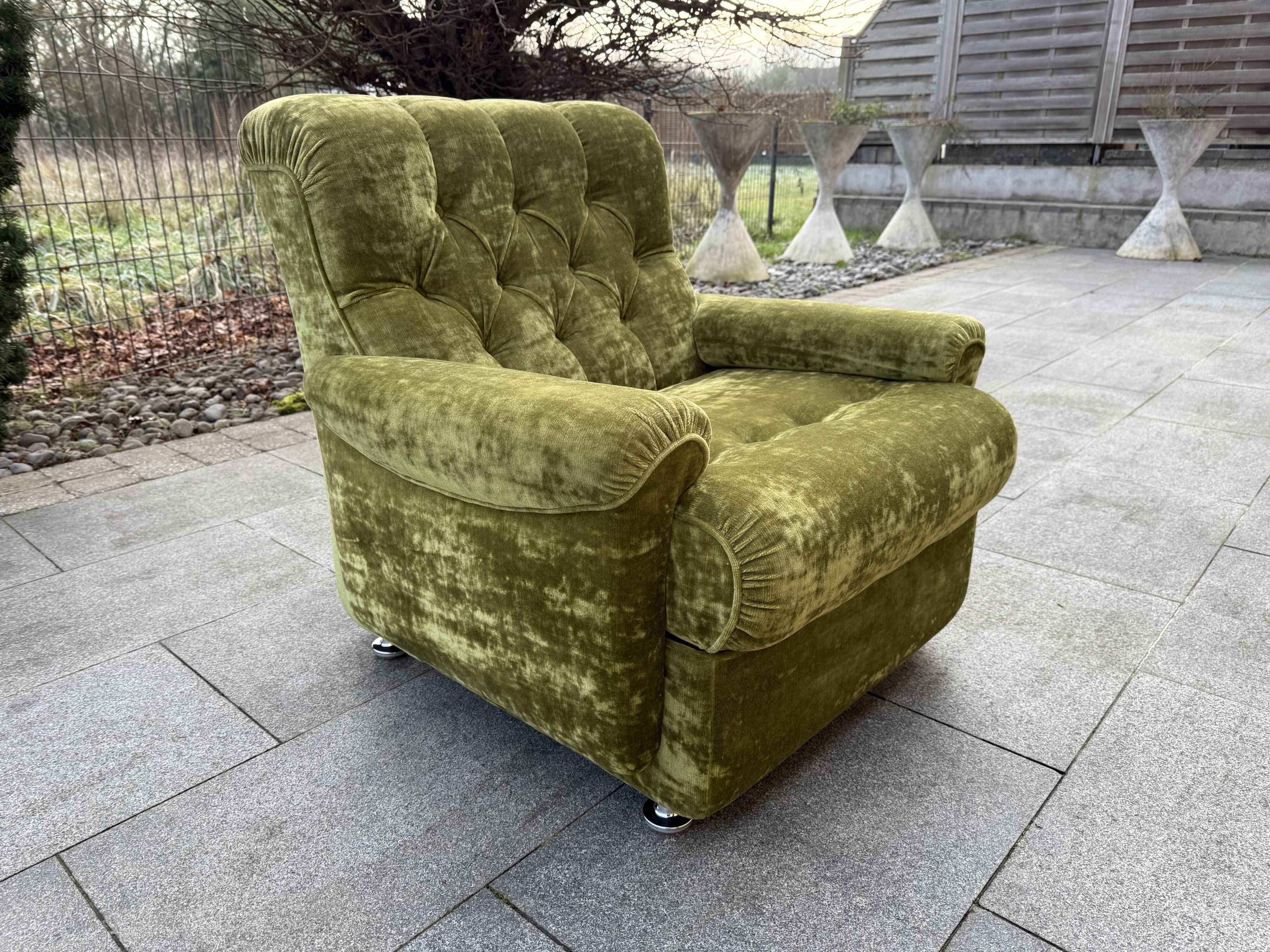 Fauteuil Velours vert année 70