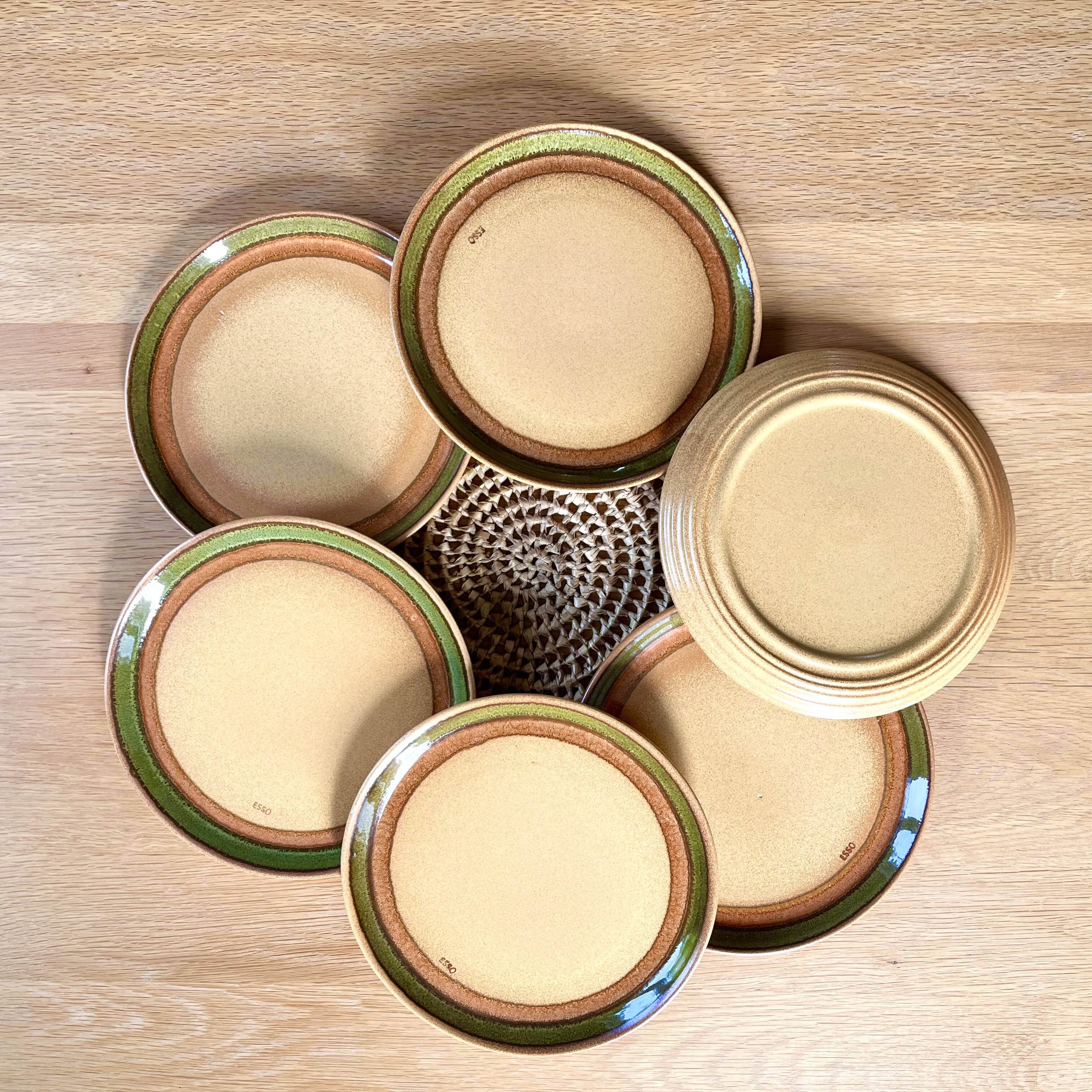 6 assiettes à dessert en grès 1970